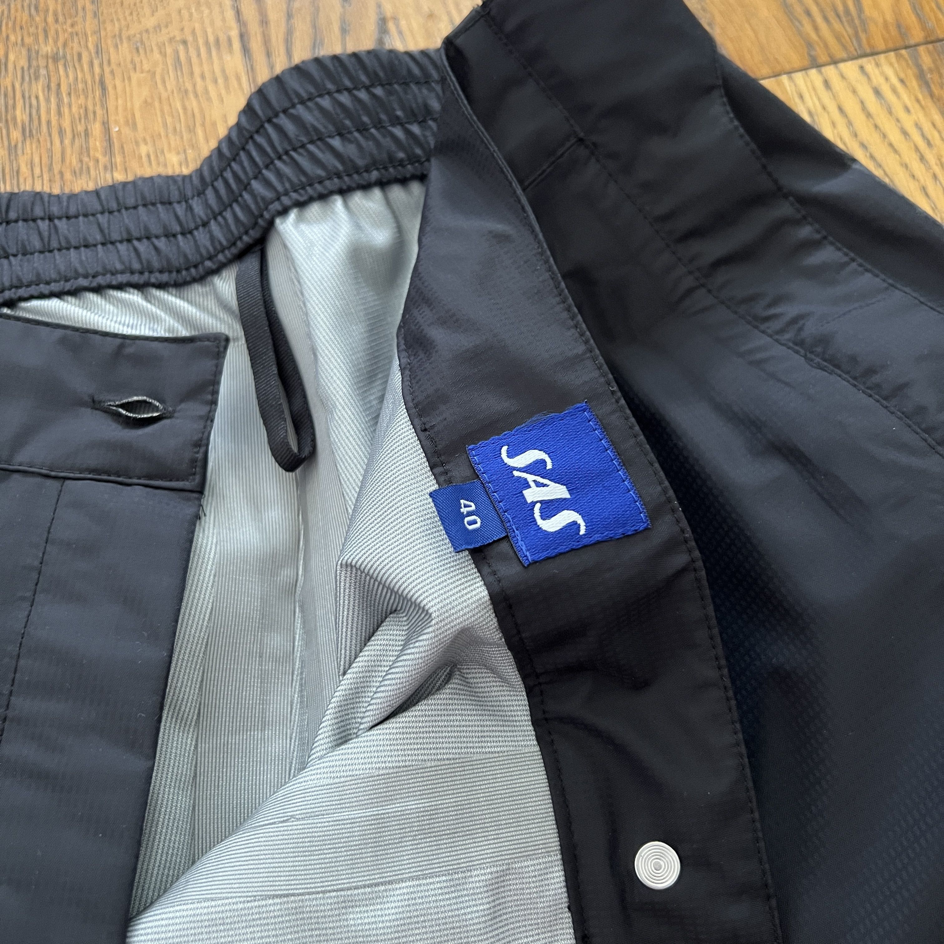 Arc'teryx Women's SAS Scandinavian Airlines Waterproof Pants Size 40 Size 27" / US 4 / IT 40 - 10 Thumbnail
