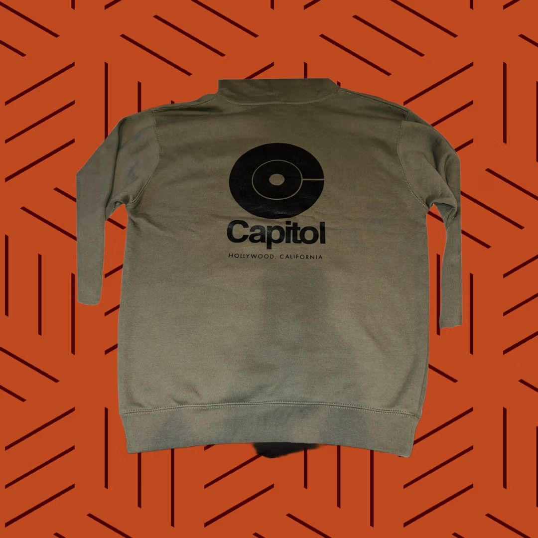 Vintage Rare Capitol Records Artists & Repertoire Sweatshirt Hoodie M Green Logo 1942-2022 Cap Records Music Mens Pullover Crew Neck All Seasons Size US M / EU 48-50 / 2 - 1 Thumbnail