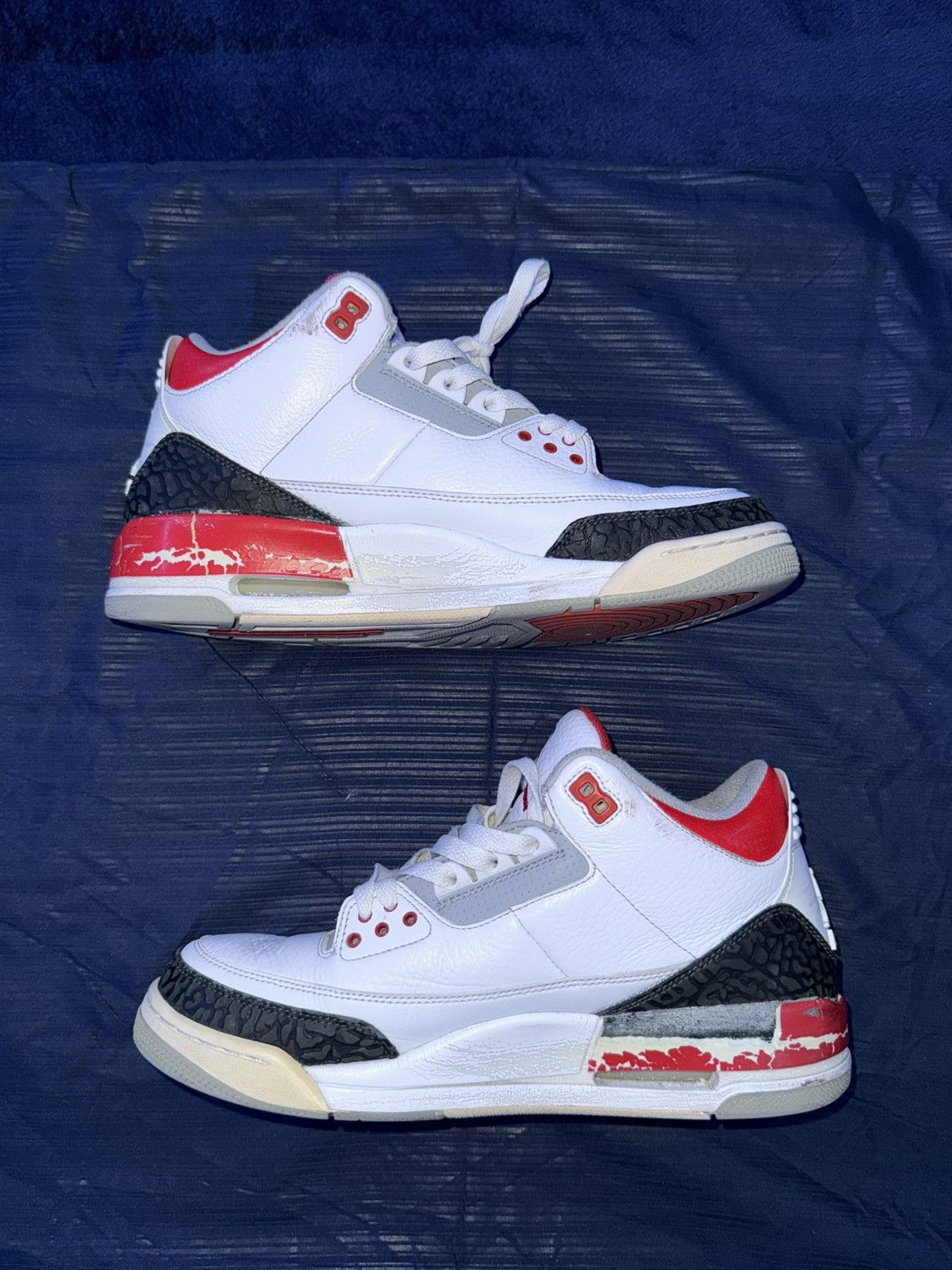 Jordan Brand Air Jordan 3 Fire Red 2013 Size US 9 / EU 42 - 2 Thumbnail
