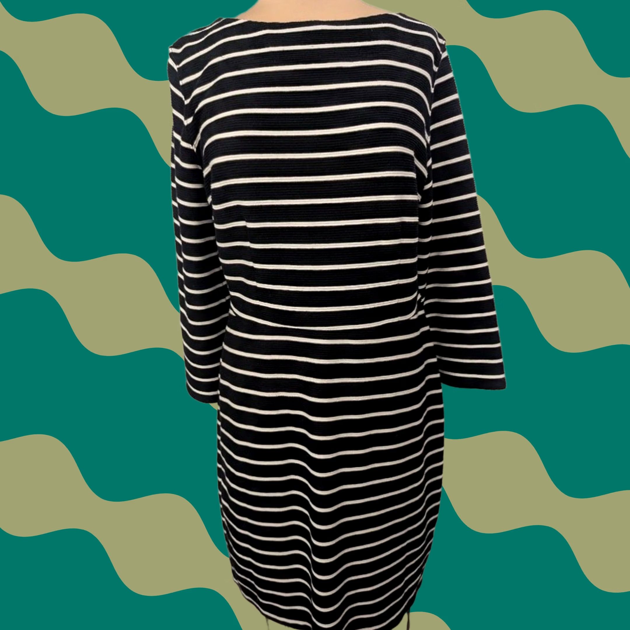 old navy black and white striped dress Black and white striped dress #oldnavy