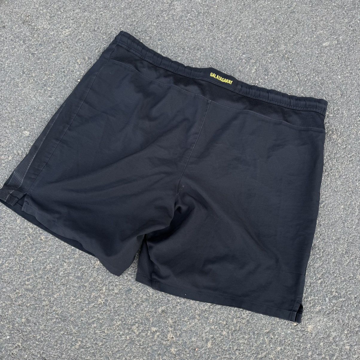 Nike Y2K Nike Galatasaray Black Soccer Shorts XL Blokecore Size US 36 / EU 52 - 7 Thumbnail