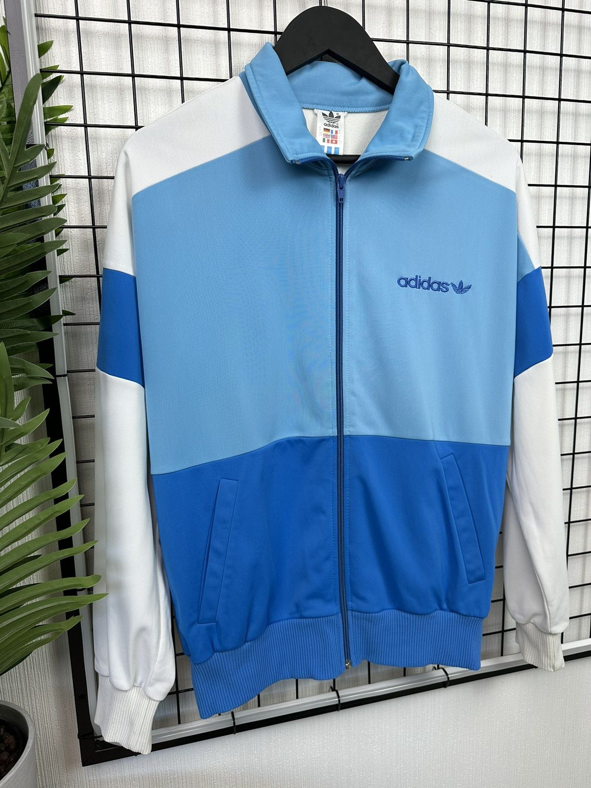 Adidas × Vintage Rare Vintage Adidas track jacket Men S white made in Austria Size US S / EU 44-46 / 1 - 6 Thumbnail