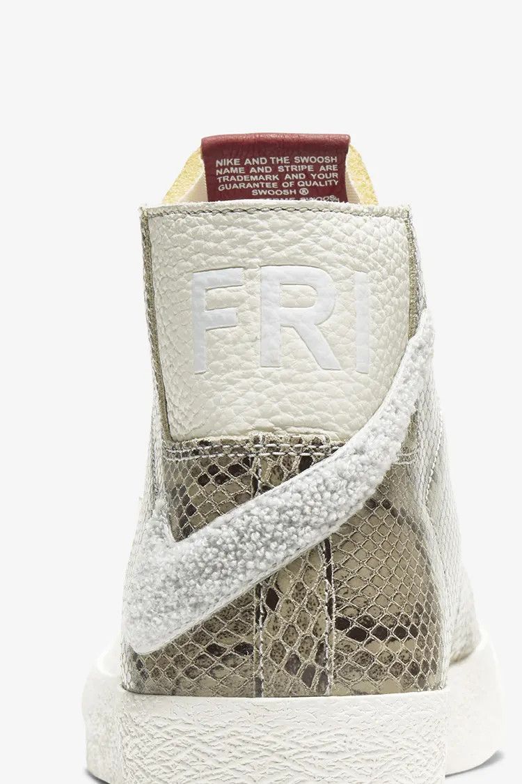 Nike × Soulland Nike SB x Soulland - Blazer Mid QS Size US 11 / EU 44 - 7 Thumbnail