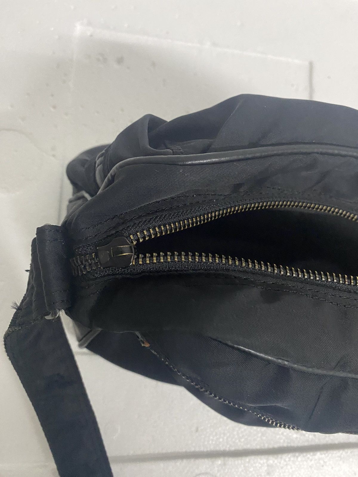 Japanese Brand × Yohji Yamamoto Rare🔥🔥🔥YSACCS COMPANY YOHJI YAMAMOTO SLING BAG Size ONE SIZE - 17 Thumbnail