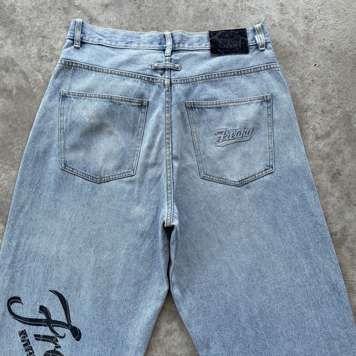 Japanese Brand RARE🔥 Vintage Freaky Soul Baggy Faded Denim Jeans Pants W33 Size US 33 - 9 Thumbnail