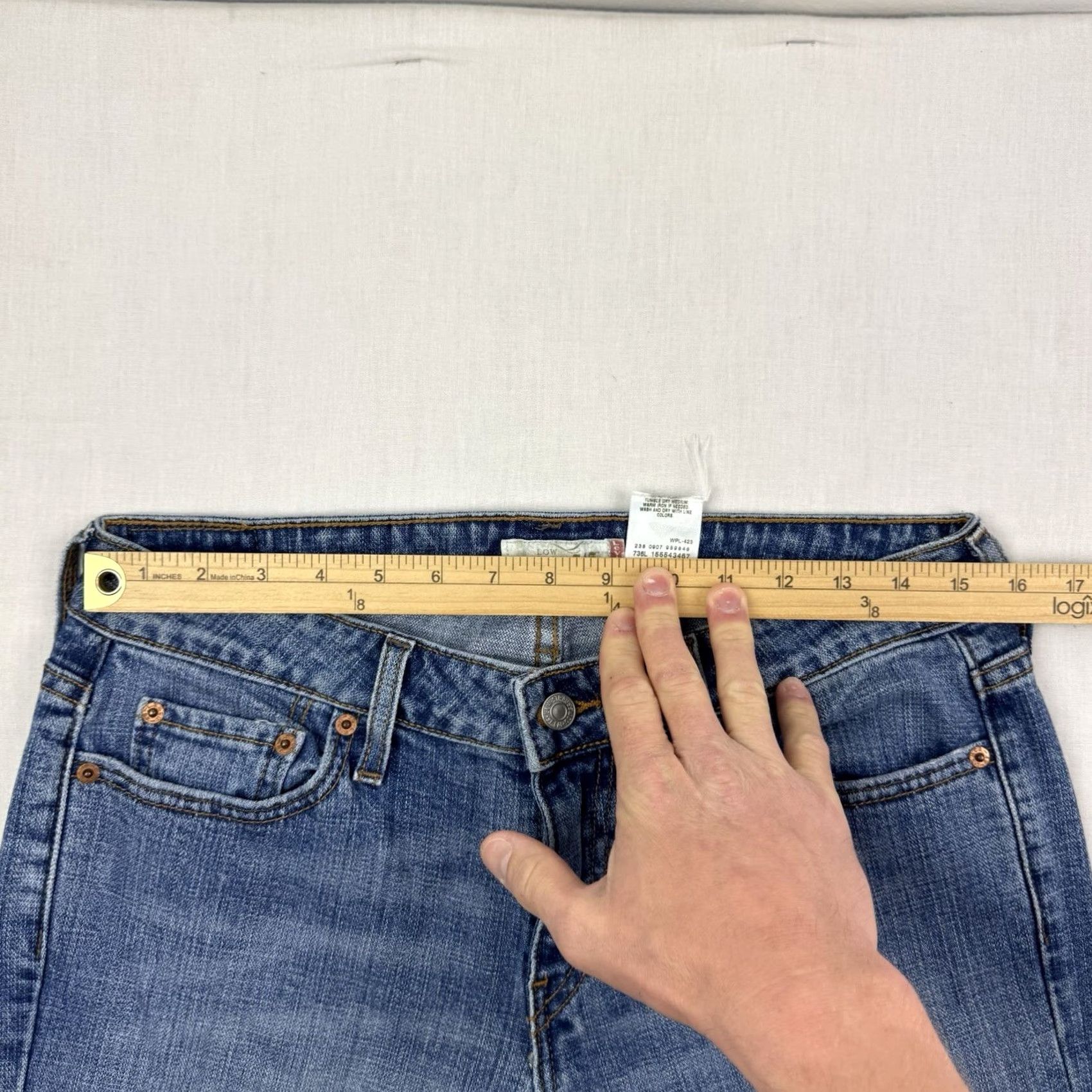 Levi's VINTAGE Levis 545 Low Bootcut Jeans Womens 30x31 Mid Rise Hipster Y2K Blue Denim Cotton Spandex Size 30" / US 8 / IT 44 - 7 Thumbnail