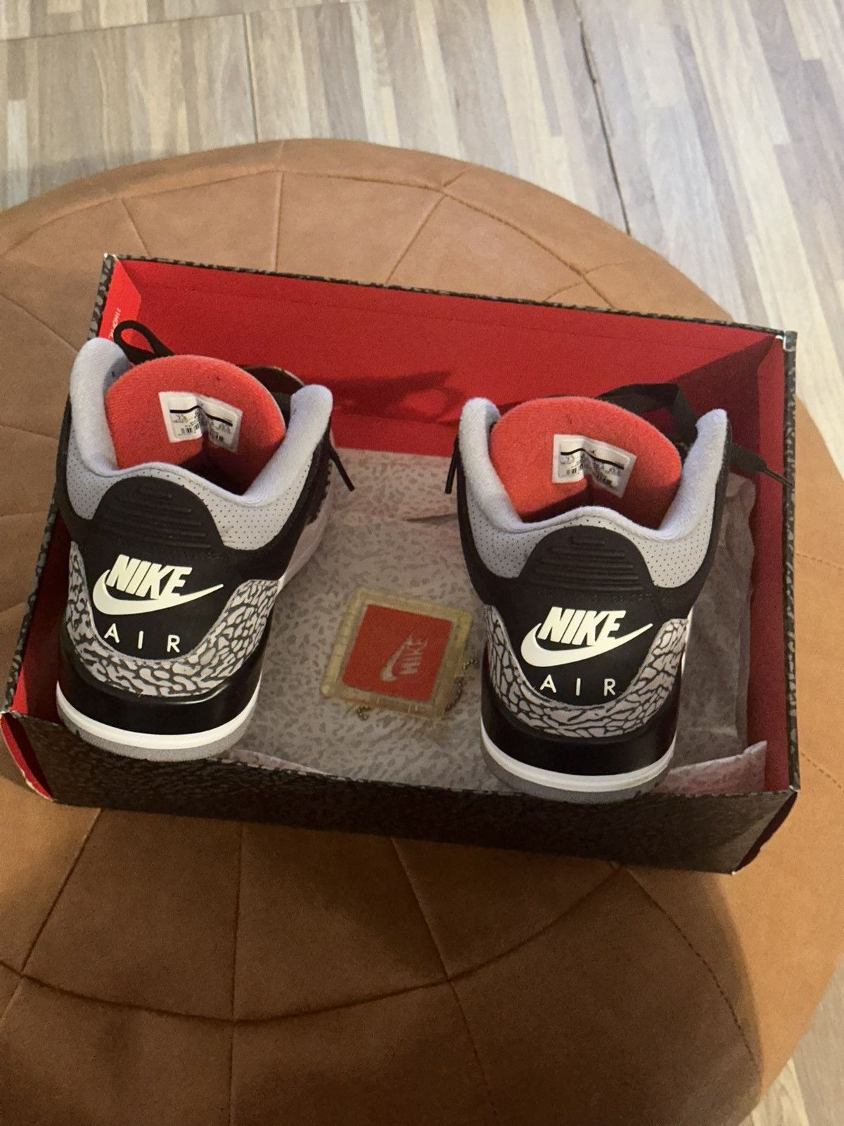 Jordan Brand Air Jordan 3 Cement 2018 Size US 7.5 / EU 40-41 - 6 Thumbnail