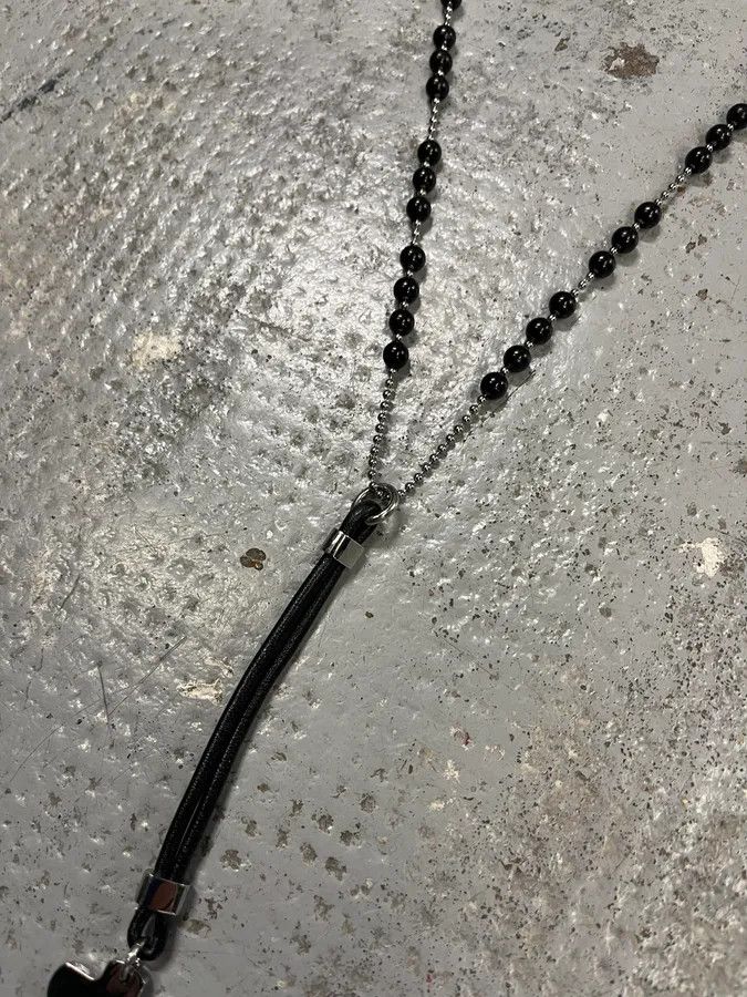 Dolce & Gabbana 2000s Dolce & Gabbana Rosary Red & Black Beaded Cross Necklace Size ONE SIZE - 6 Thumbnail
