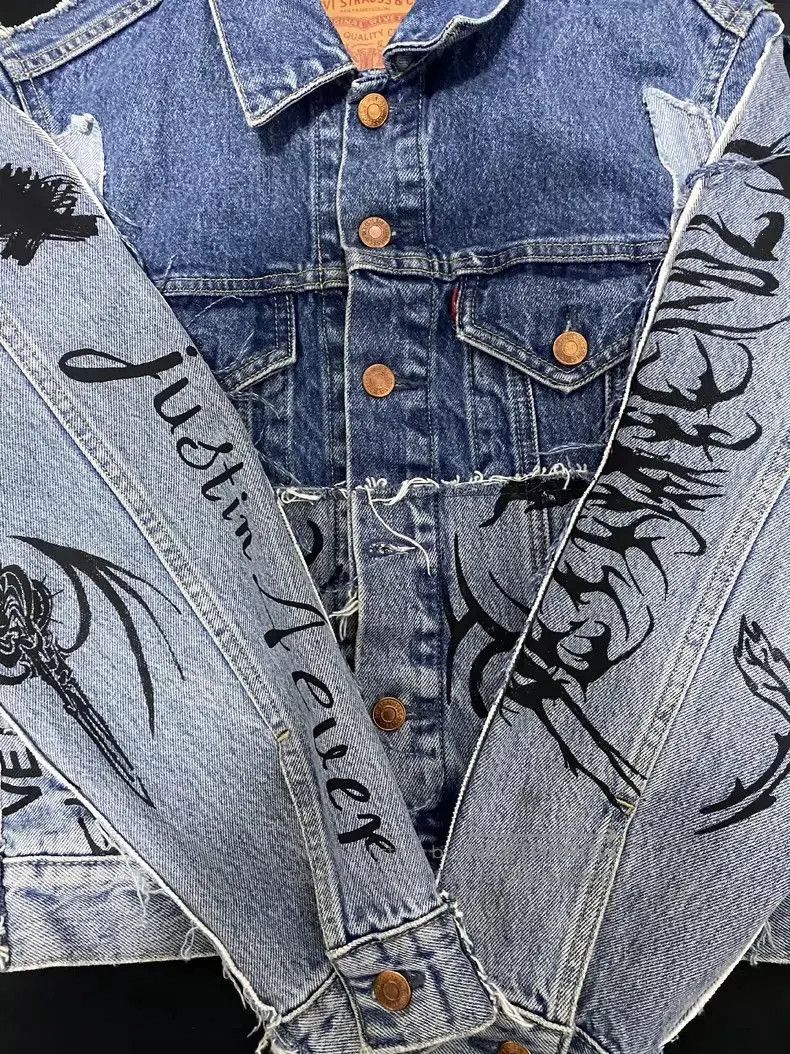 Vetements Vetements 18AW Denim Jacket with Patches. Size US XS / EU 42 / 0 - 3 Thumbnail