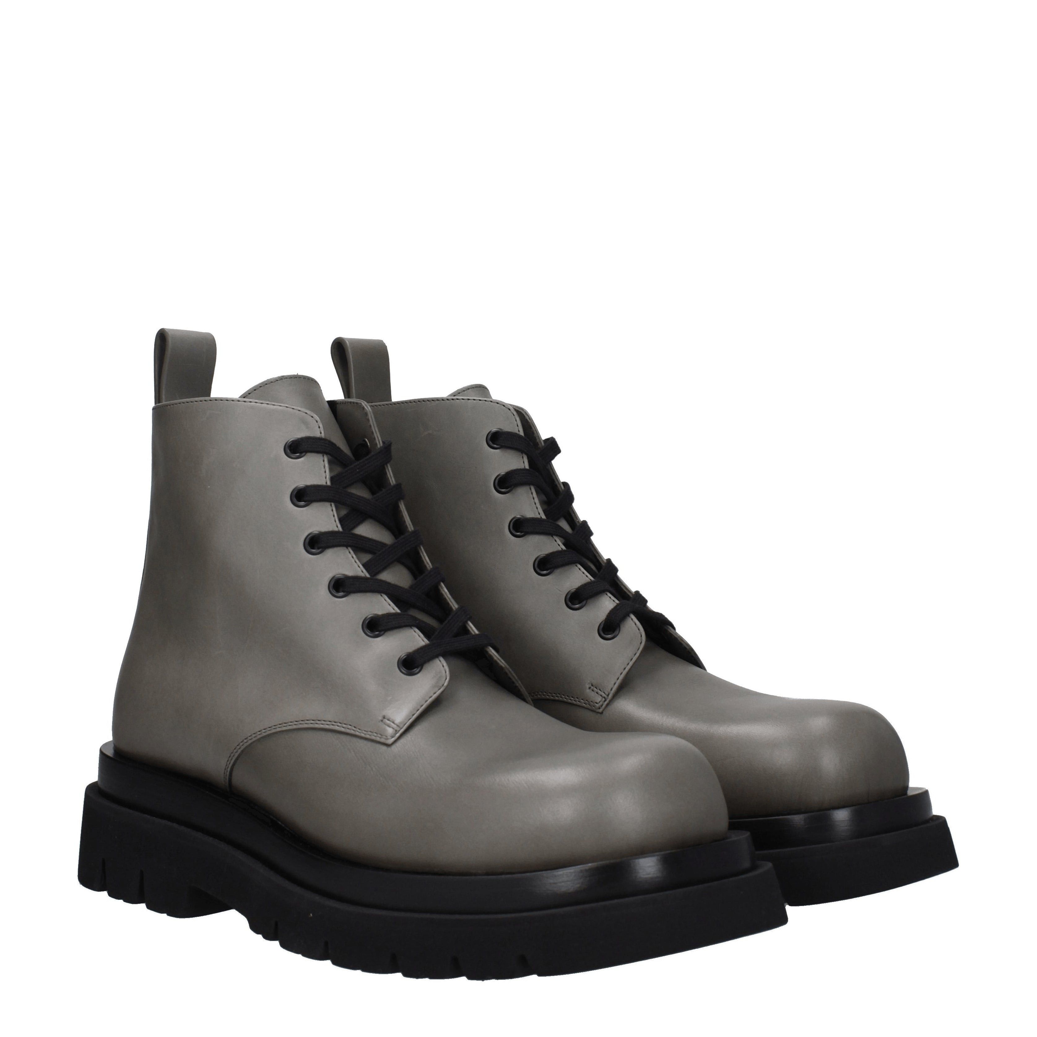 Bottega Veneta Ankle Boots in Leather Size US 9 / EU 42 - 1 Thumbnail