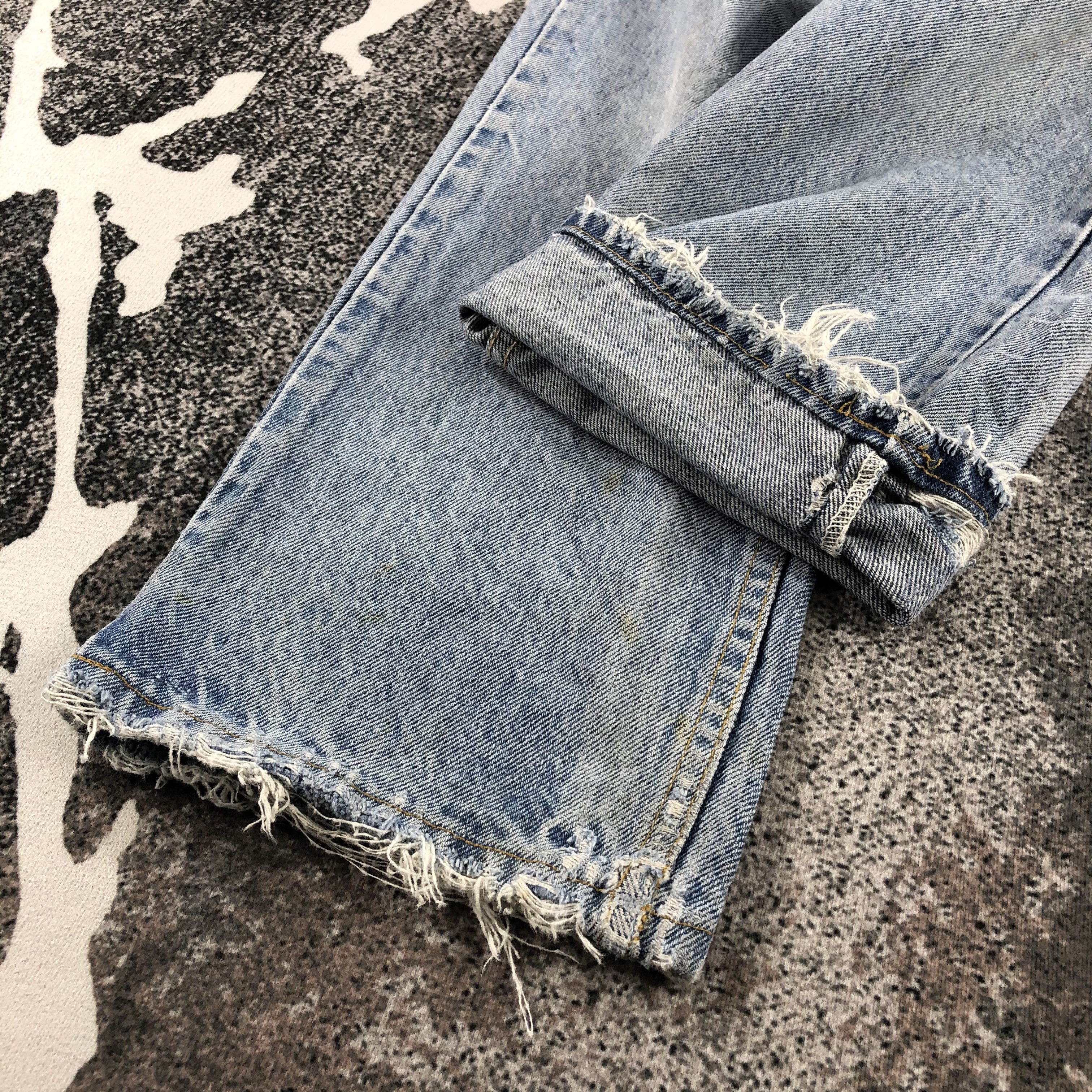 Levi's Vintage 90s Levis 619 Jeans Faded Blue Denim KJ1040 Size US 28 / EU 44 - 7 Thumbnail