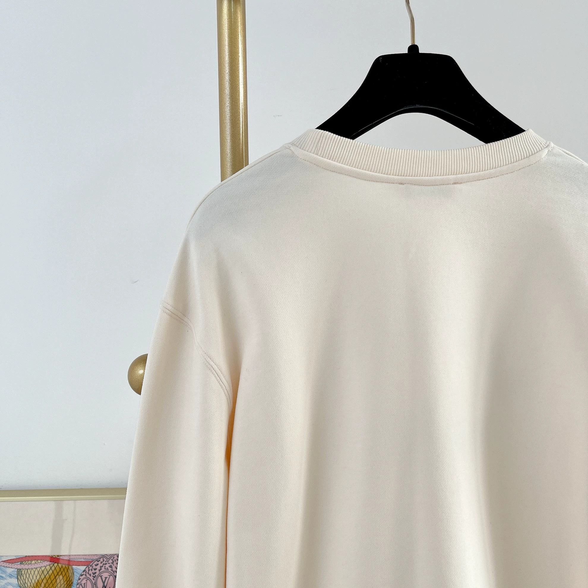 Other Bonpoint Ivory Embroidered Sweatshirt 14A Size XS / US 0-2 / IT 36-38 - 6 Thumbnail