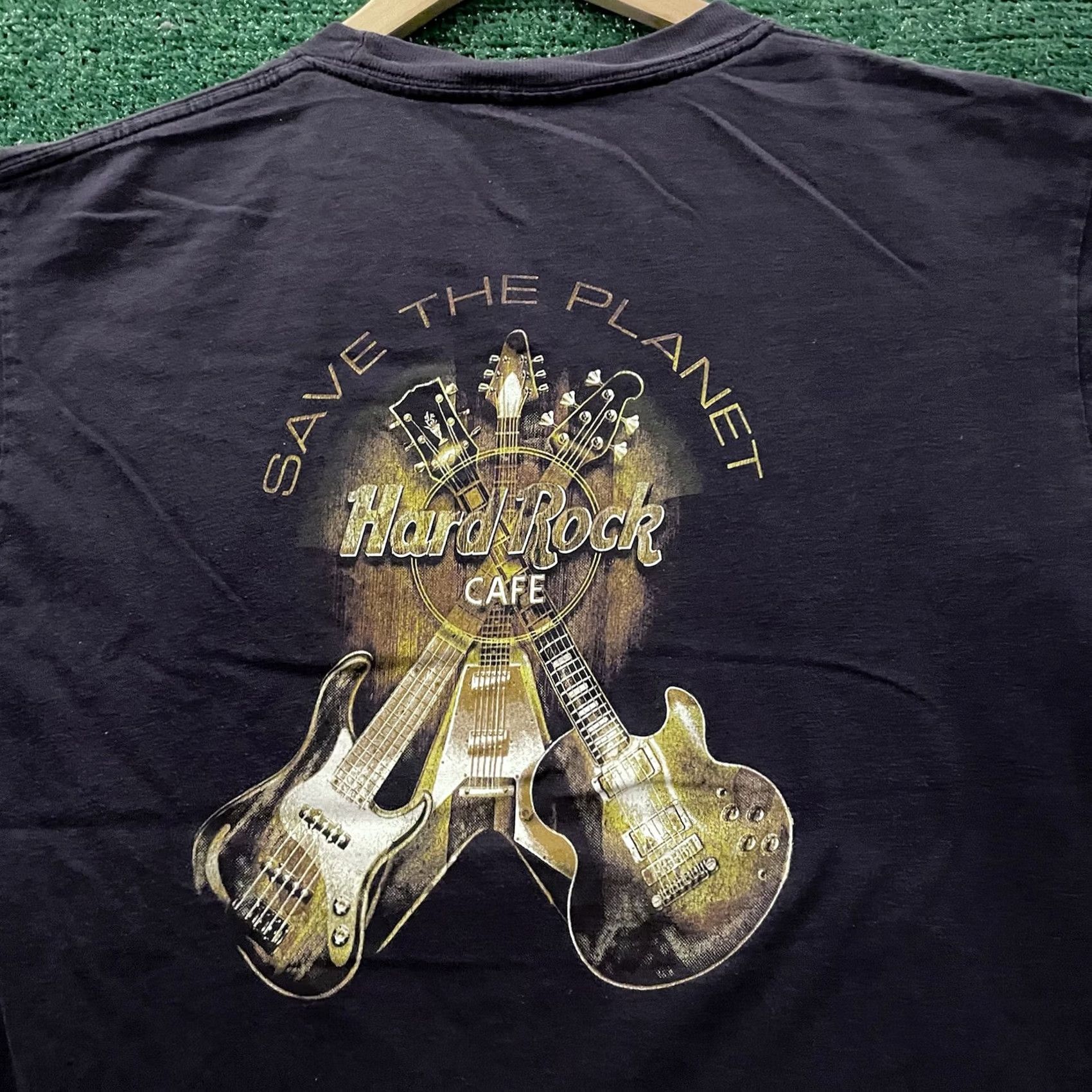 Hard Rock Cafe Hard Rock Shirt Mens Large Black Adult Save The Planet Tshirt Size US L / EU 52-54 / 3 - 2 Thumbnail