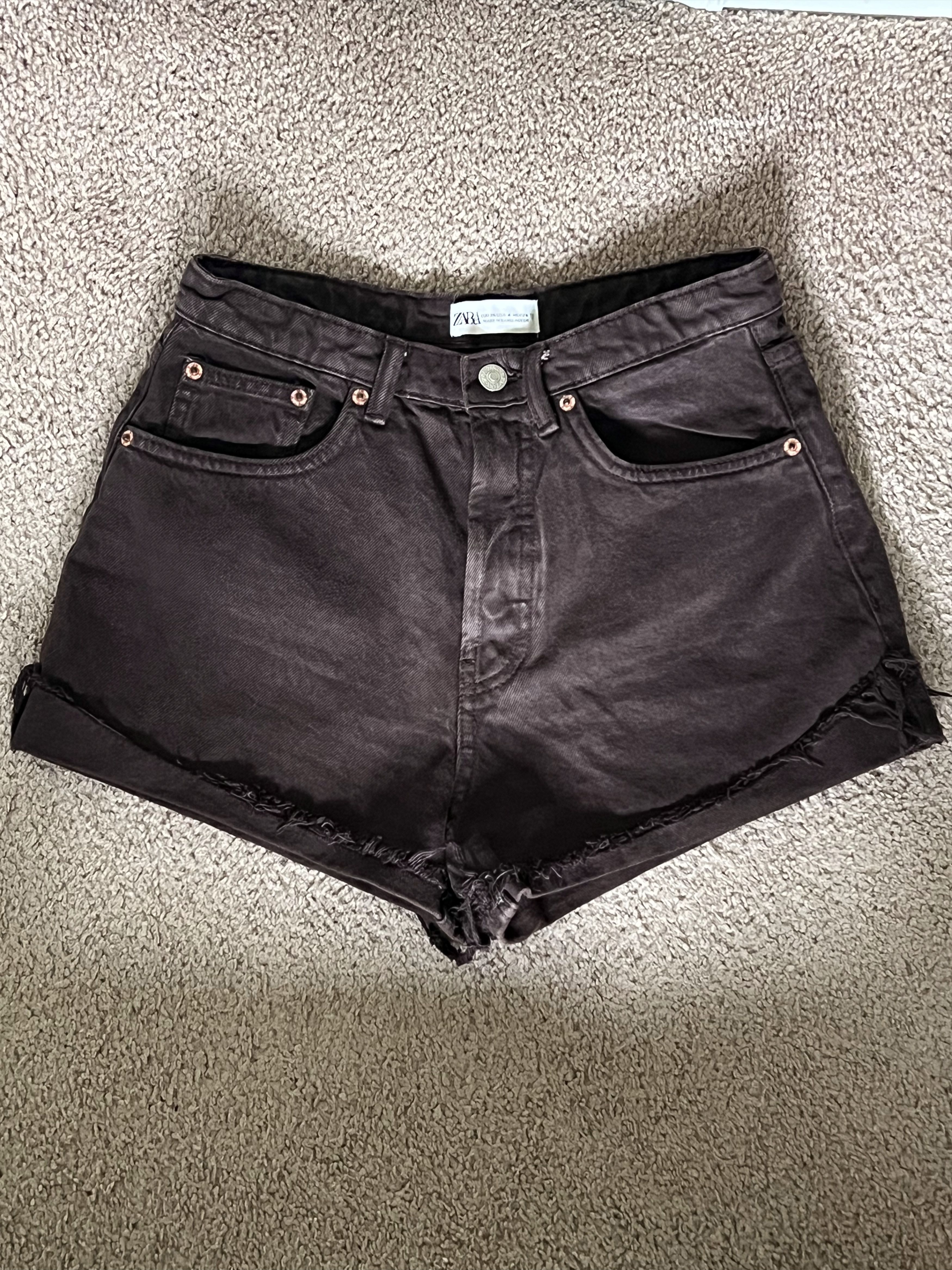 Zara High Waisted Chocolate Denim Short Size 36" / US 14 / IT 50 - 1 Thumbnail