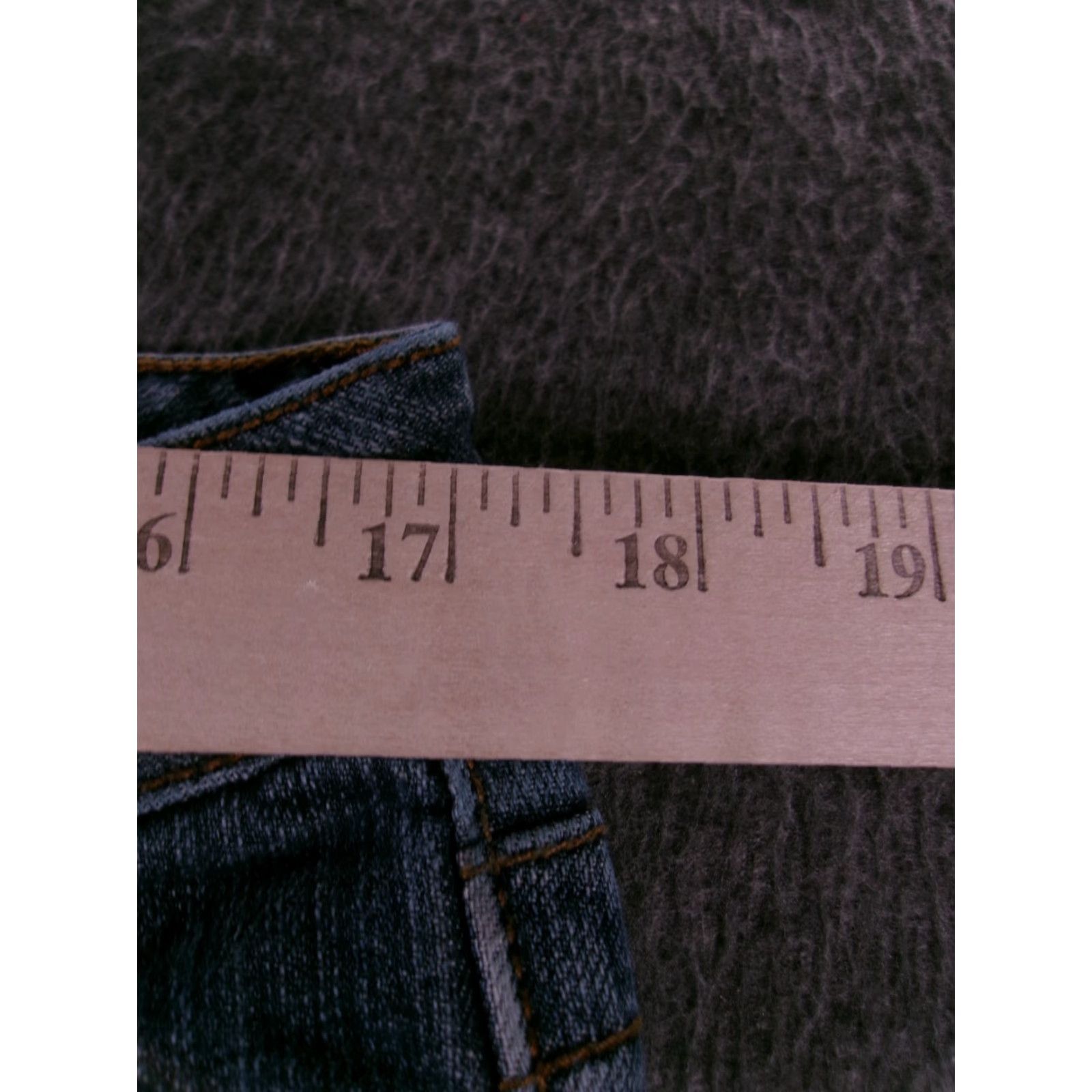 Vintage VINTAGE American Rag Cie Jeans Womens 11 Blue Straight Leg Capri Mid Rise Medium Wash Jeans Womens 11 Blue Straight Workwear 80s 90s USA Mens Womens Size 32" / US 10 / IT 46 - 4 Thumbnail