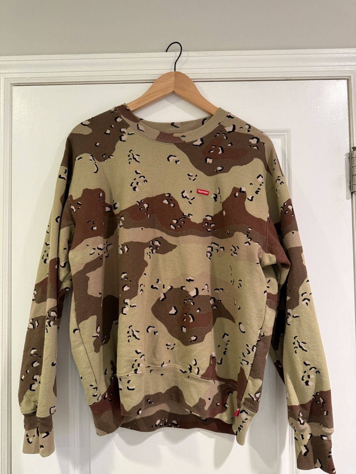 トップス Supreme SmallBoxCrewneck Choco Chip Camo Supreme Small Box Crewneck Chocolate Chip Camouflage MEDIUM