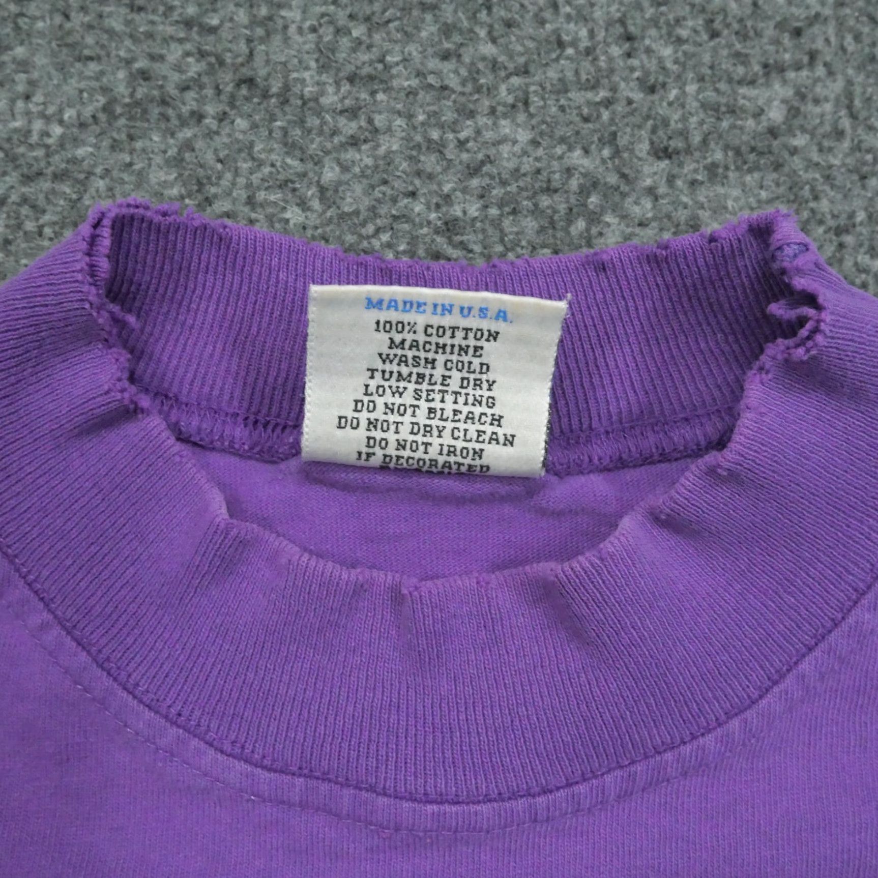 Vintage VINTAGE Williams College T Shirt Mens 90s Purple Cotton Crew Neck Long Sleeve Small Oversized Faded 1990s Gear For Sports Clothing Size US S / EU 44-46 / 1 - 6 Thumbnail