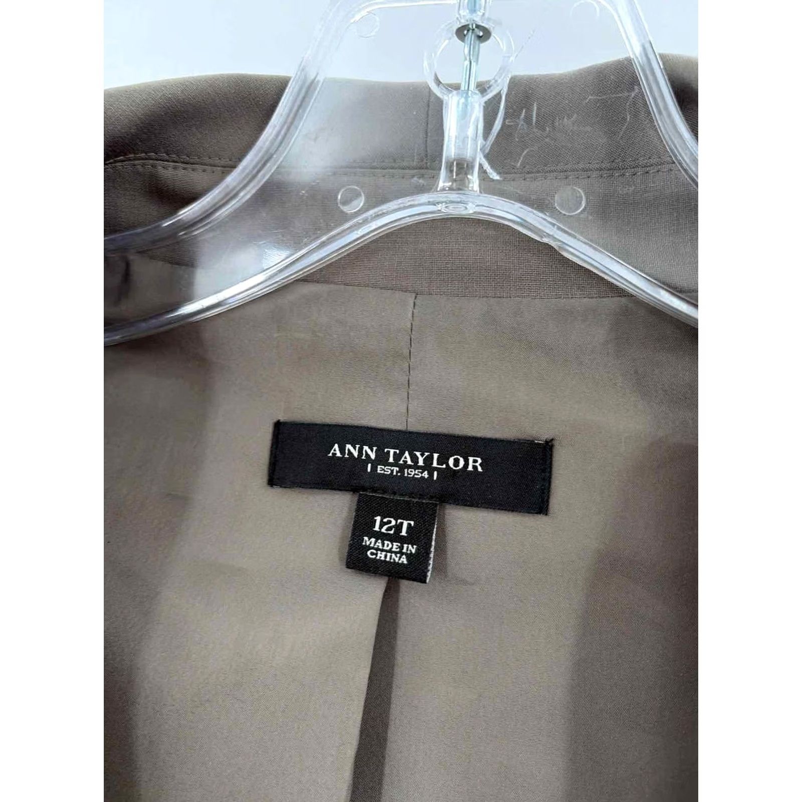 Ann Taylor Ann Taylor Blazer Grey 12T Tall Adult Womens Size XL / US 12-14 / IT 48-50 - 2 Thumbnail
