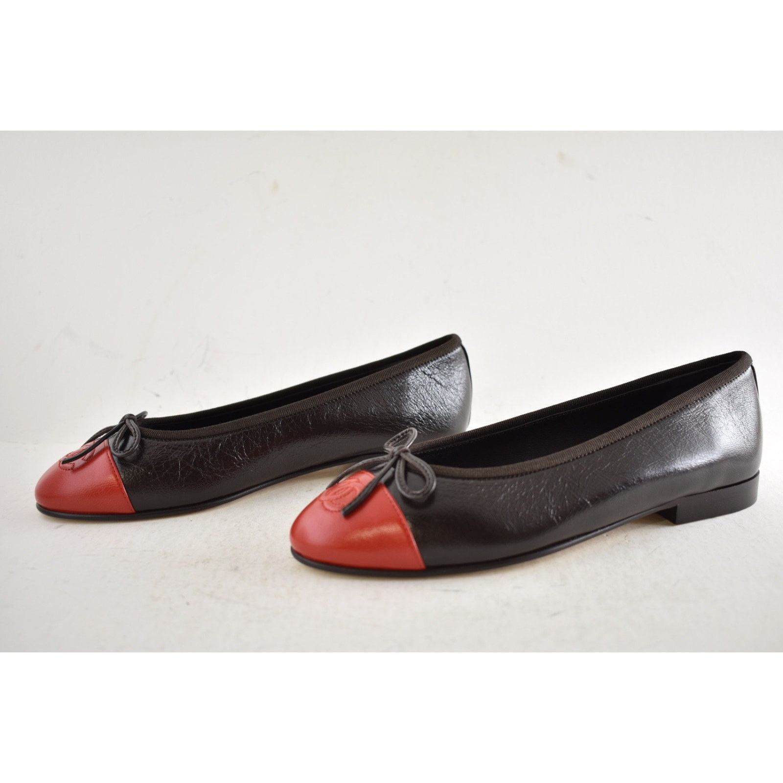 Chanel 26S Red Leather CC Logo Classic Ballet Ballerina Flat 36 Size US 6 / IT 36 - 18 Thumbnail