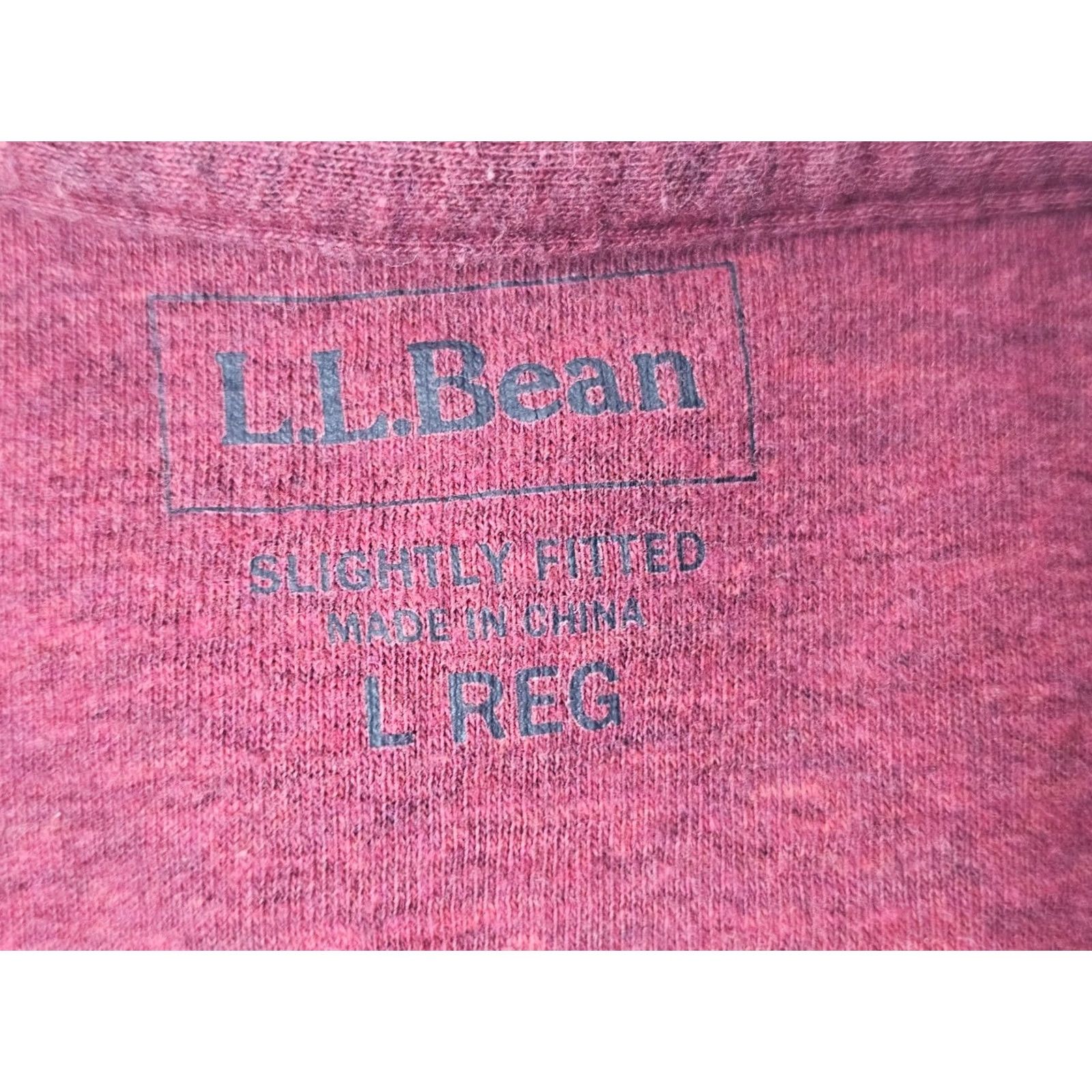 Vintage L.L. Bean Henley Button Crew Neck Pullover Shirt Men L Red Regular Fit, Knit, Long Sleeve, Solid, Casual, Fall/Winter/Spring, USA Theme Size US L / EU 52-54 / 3 - 4 Thumbnail