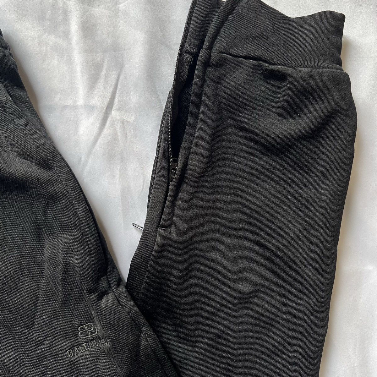 Balenciaga Balenciaga Slim Track Pants Size US 30 / EU 46 - 6 Thumbnail
