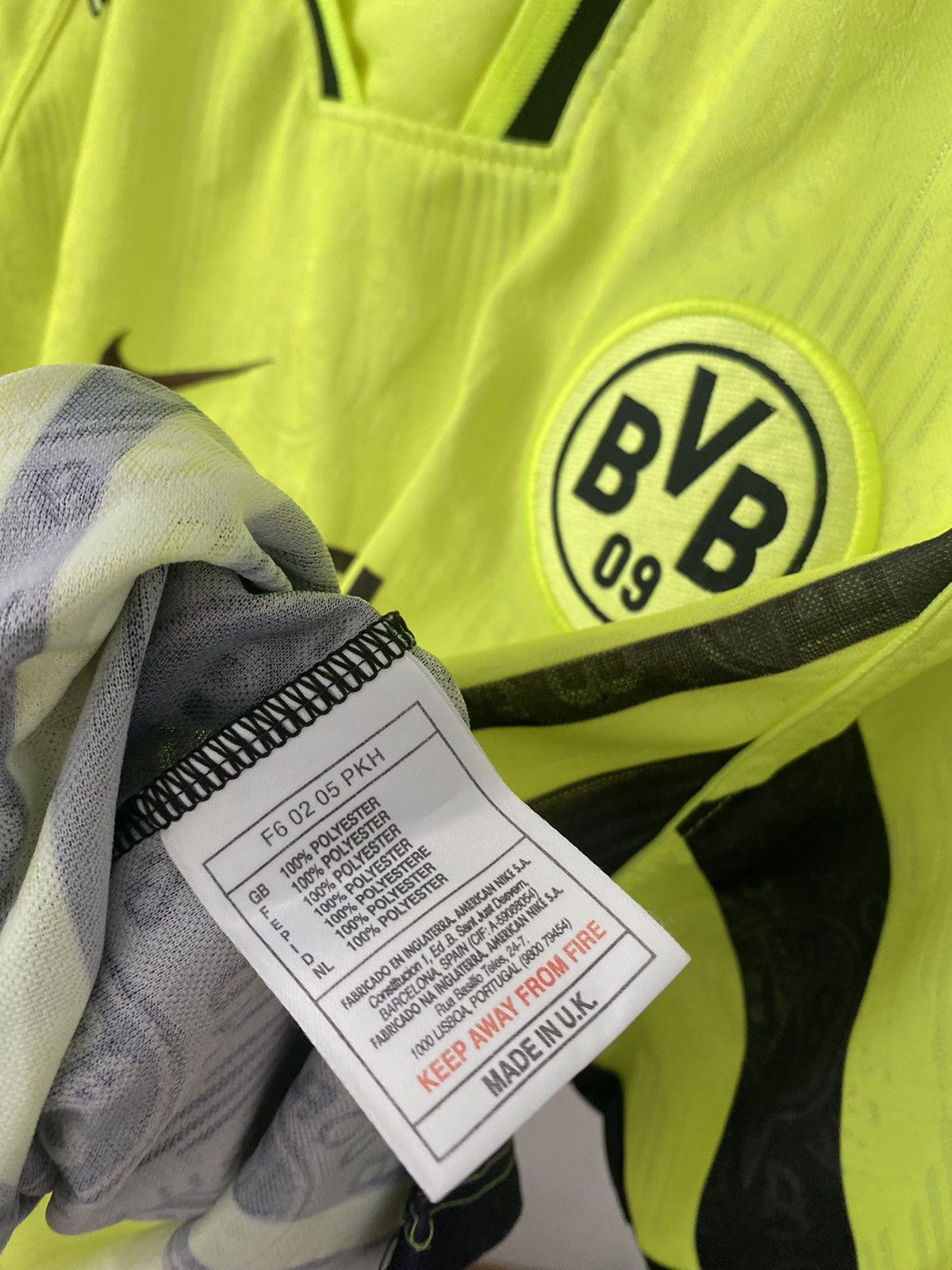Nike × Vintage JERSEY BORUSSIA DORTMUND 1996-1997 #18 [Ricken] VINTAGE RARE Size US XL / EU 56 / 4 - 9 Thumbnail