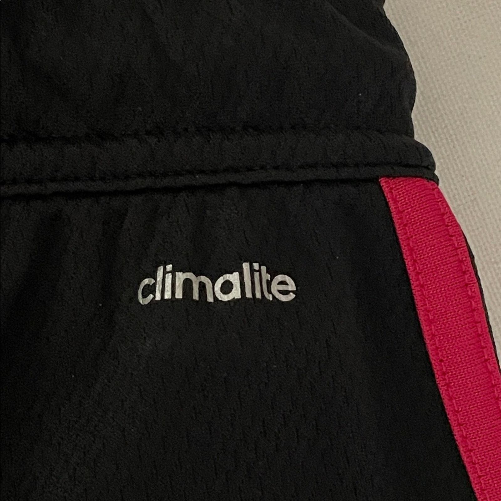 Adidas Adidas Field Day Climalite pants with pink stripes Women XS Size 28" / US 6 / IT 42 - 8 Thumbnail