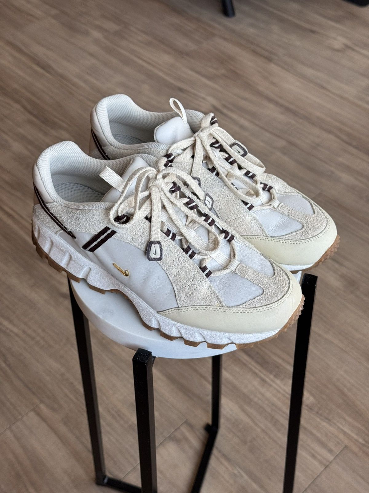Jacquemus × Nike Jacquemus x Nike Air Humara LX Sail Wmns 11.5 / Men’s 10 Size US 11.5 / IT 41.5 - 1 Thumbnail