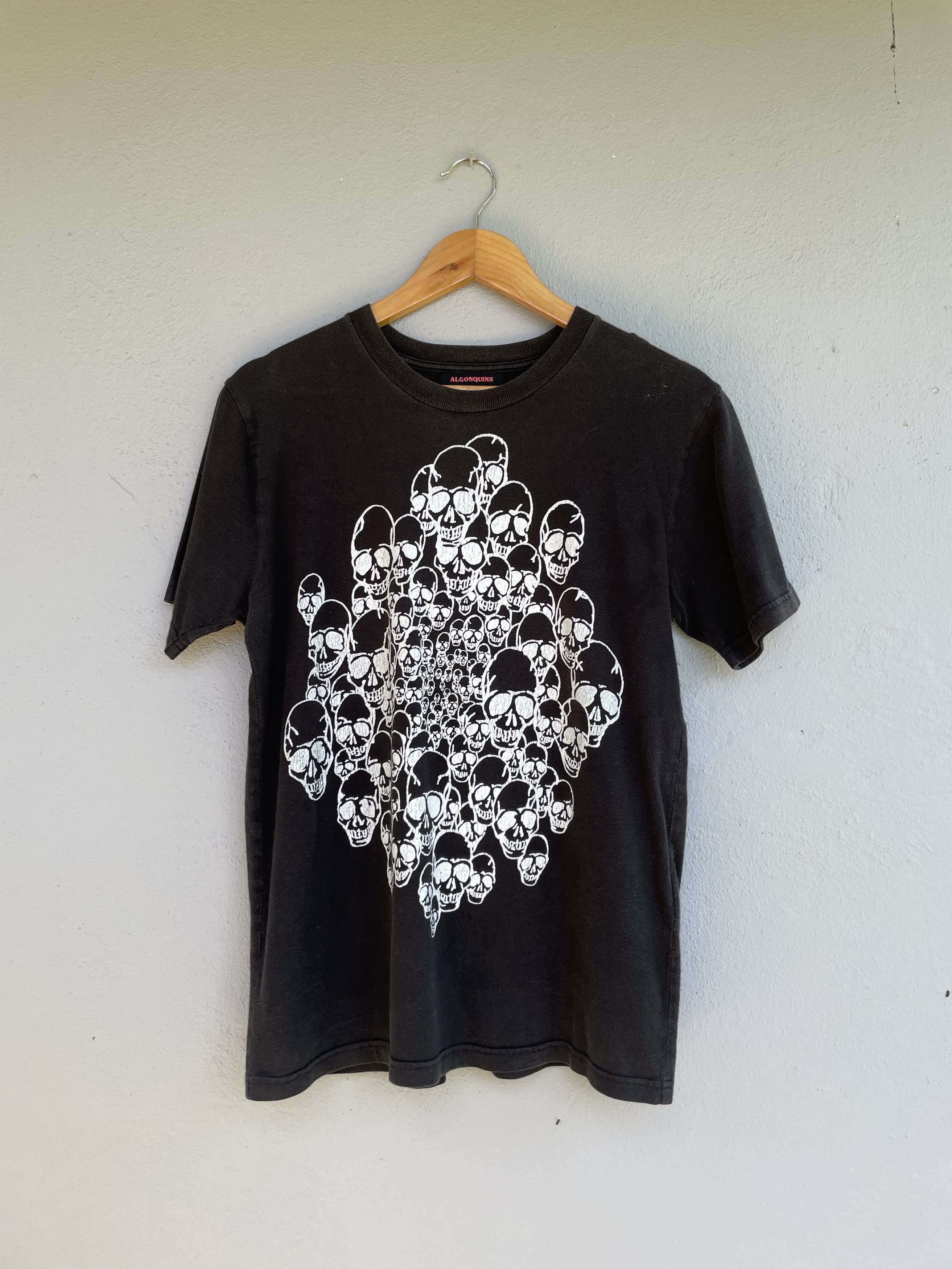 Japanese Brand Algonquins Skullpile Faded Tshirt Size US S / EU 44-46 / 1 - 1 Thumbnail