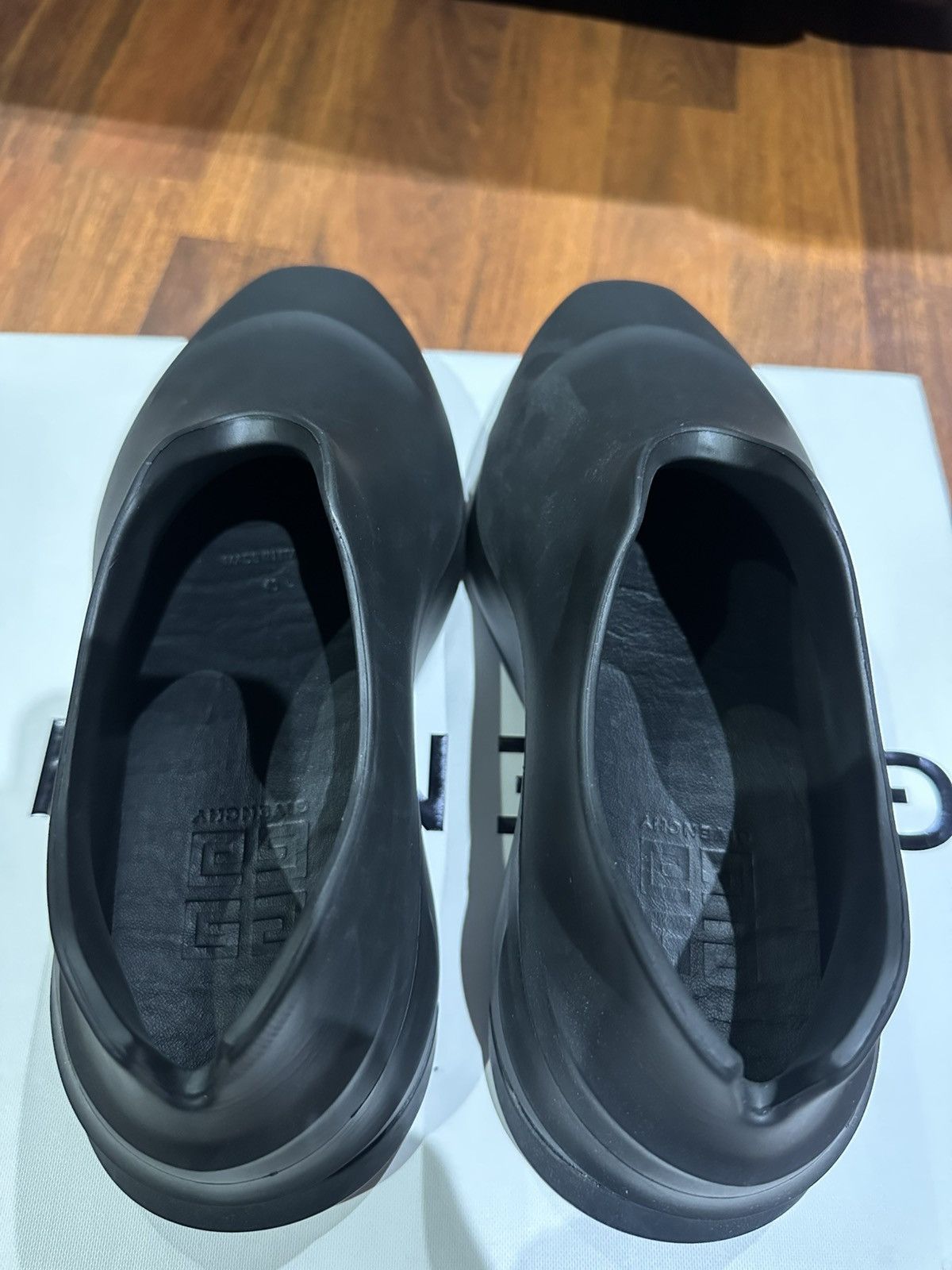 Givenchy Givenchy Monumental Mallow Size US 7 / EU 40 - 5 Thumbnail