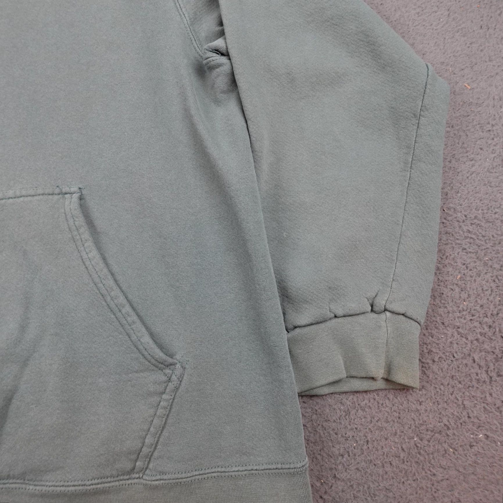Nike VINTAGE Nike Hoodie Mens Large Green Pullover Swoosh Embroidered Sweatshirt with Kangaroo Pocket Size US L / EU 52-54 / 3 - 3 Thumbnail