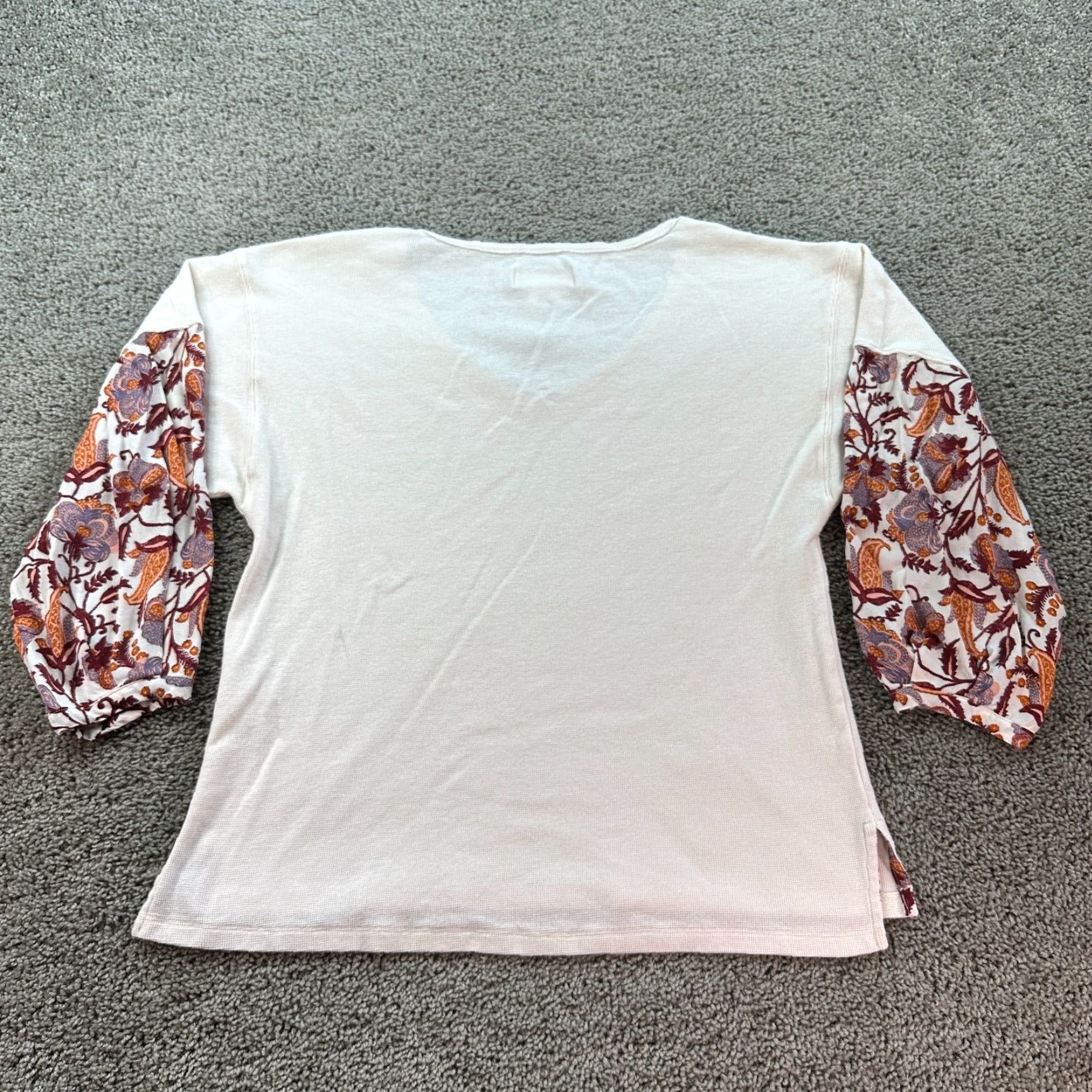 Anthropologie Anthropologie Shirt Womens S Ivory V-Neck Thermal Top Bohemian Long Sleeve Viscose Cotton Knit Logo Casual Regular Basic ADULT Womens Size S / US 4 / IT 40 - 7 Thumbnail