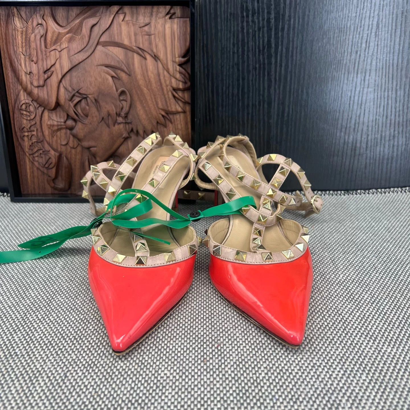 Valentino Valentino Patent Leather Orange Heels Size 37.5 w/ Box Size US 6.5 / IT 36.5 - 4 Thumbnail