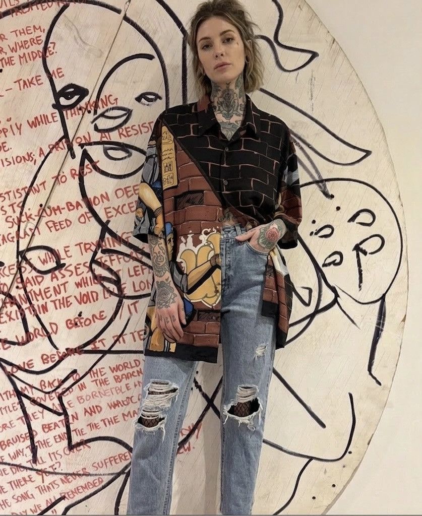 Vintage Vintage 90s Mecca Sport Graffiti Artwork Button Down Shirt Size US XL / EU 56 / 4 - 1 Thumbnail