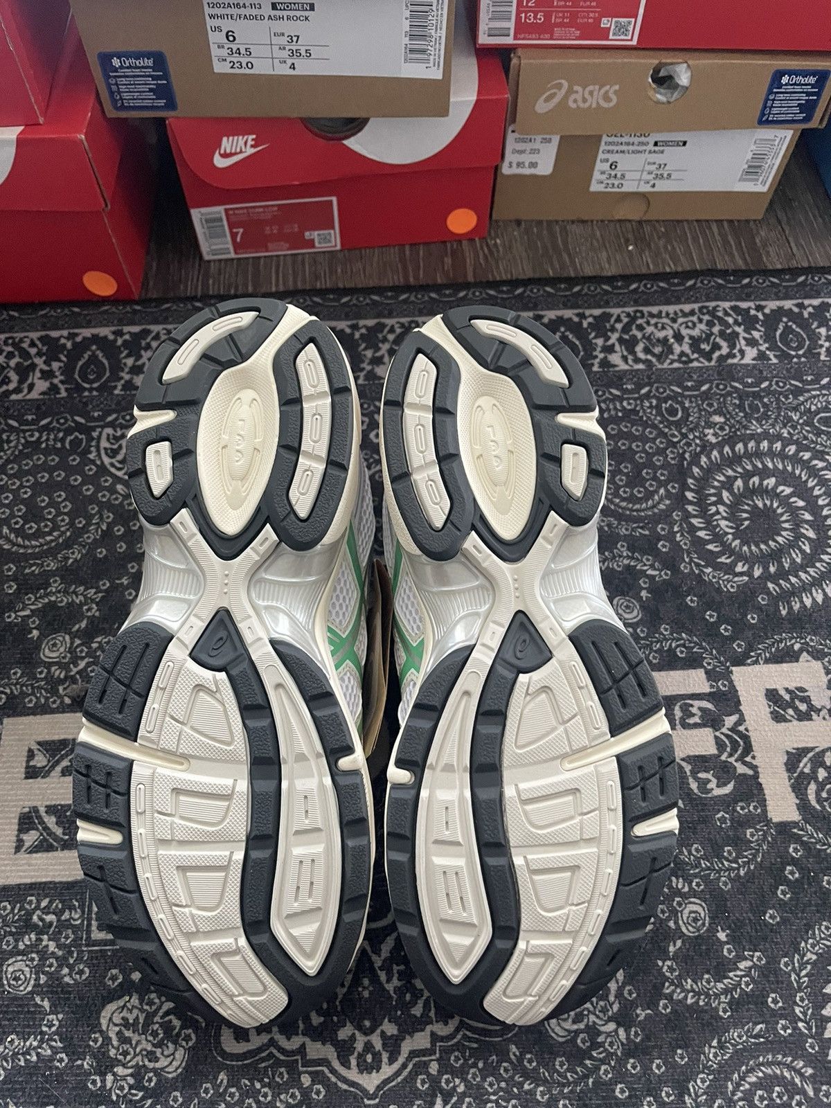 Asics Asics Gel 1130 ‘Green Malachite’ Size US 8 / EU 41 - 8 Thumbnail