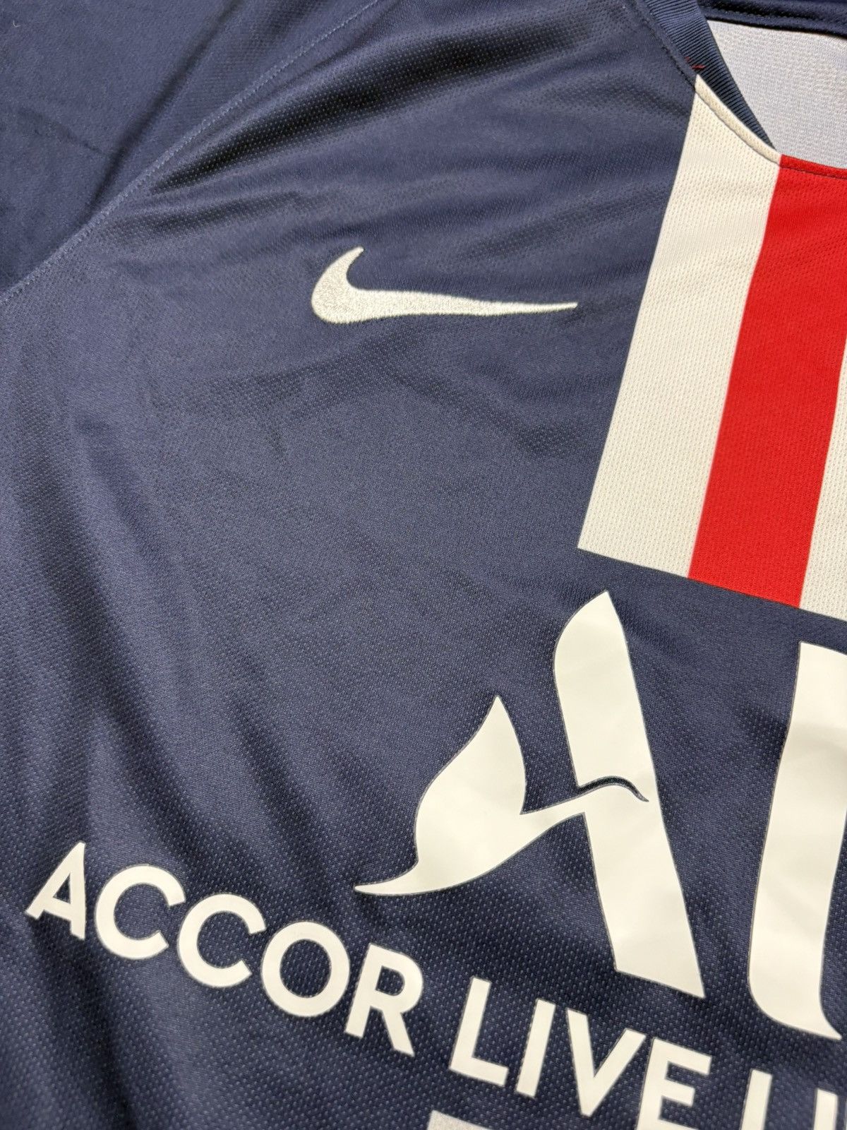 Nike Nike Paris Saint Germain PSG 2019/2020 Home Jersey Shirt L Size US L / EU 52-54 / 3 - 8 Thumbnail