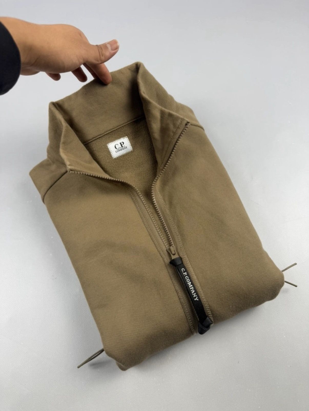 C.P. Company C.P. Company brown veste whit zip classic Size US L / EU 52-54 / 3 - 5 Thumbnail