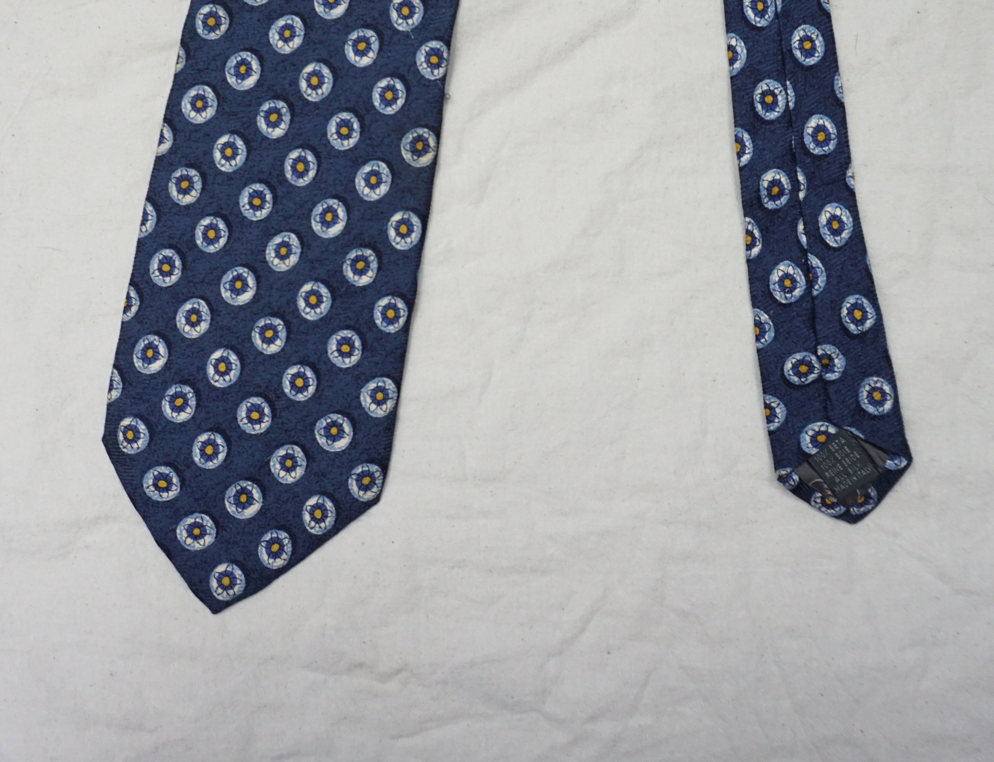 Valentino 90's Oliver by Valentino flower Pattern Necktie Size ONE SIZE - 2 Thumbnail