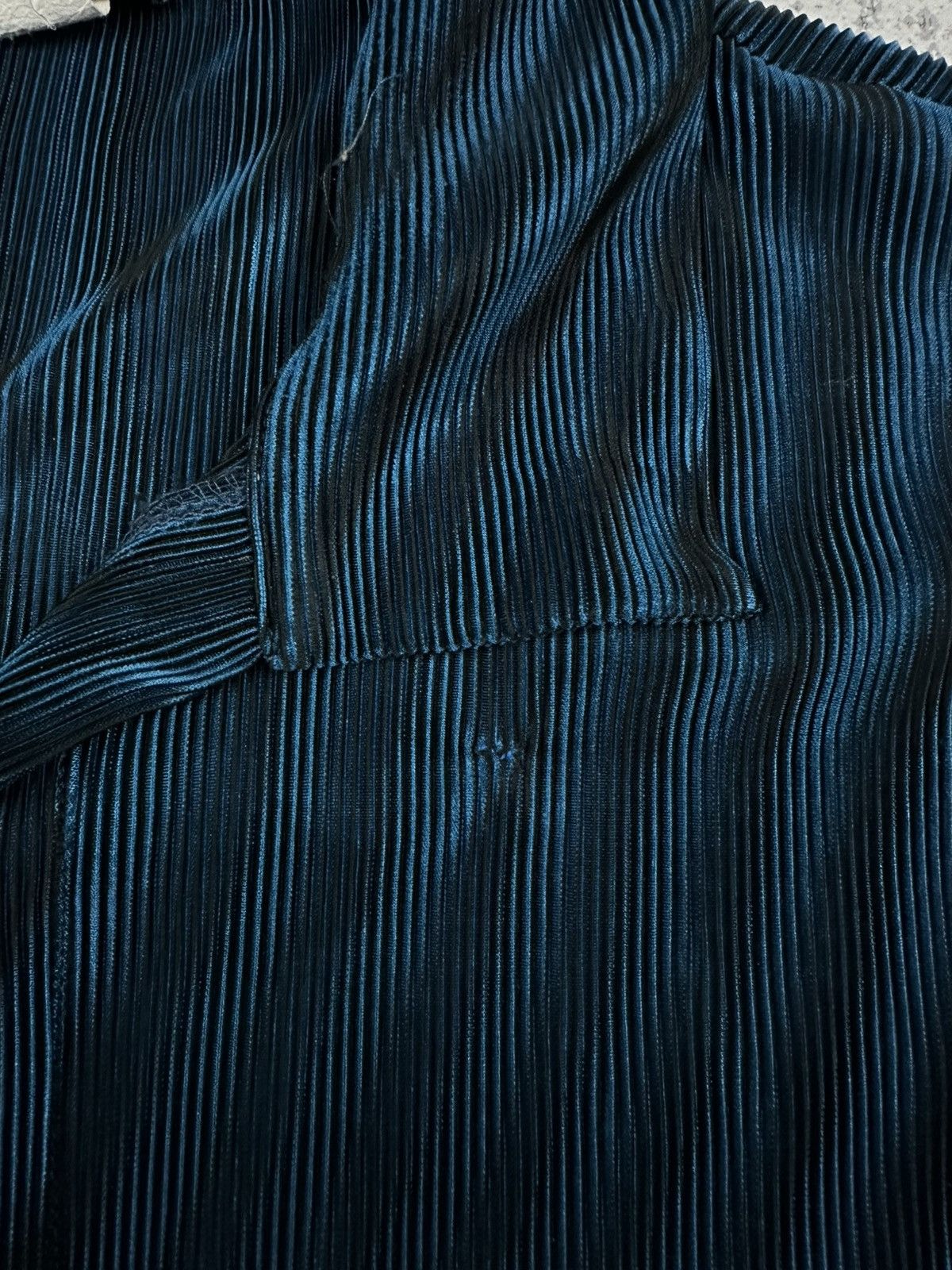 Vintage YMLA Pleated Shirt Made in USA Y2K Clubwear Vibes Size US L / EU 52-54 / 3 - 8 Thumbnail