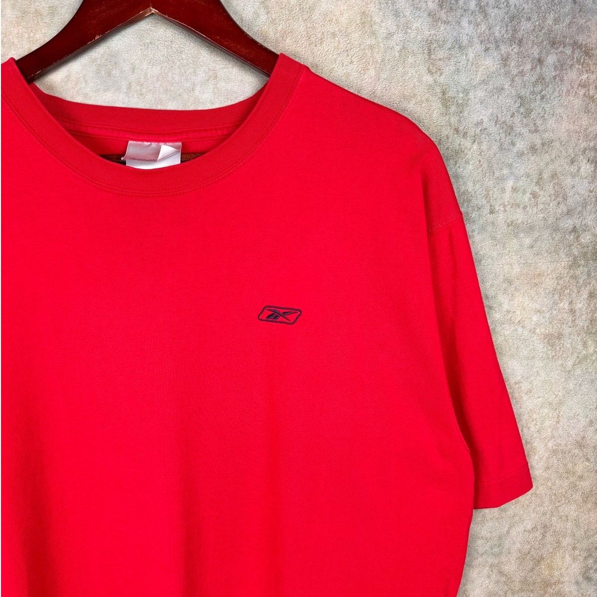 Reebok × Vintage VTG Y2K Reebok Logo T Shirt Mens Sz M Red Embroidered Size US M / EU 48-50 / 2 - 6 Thumbnail
