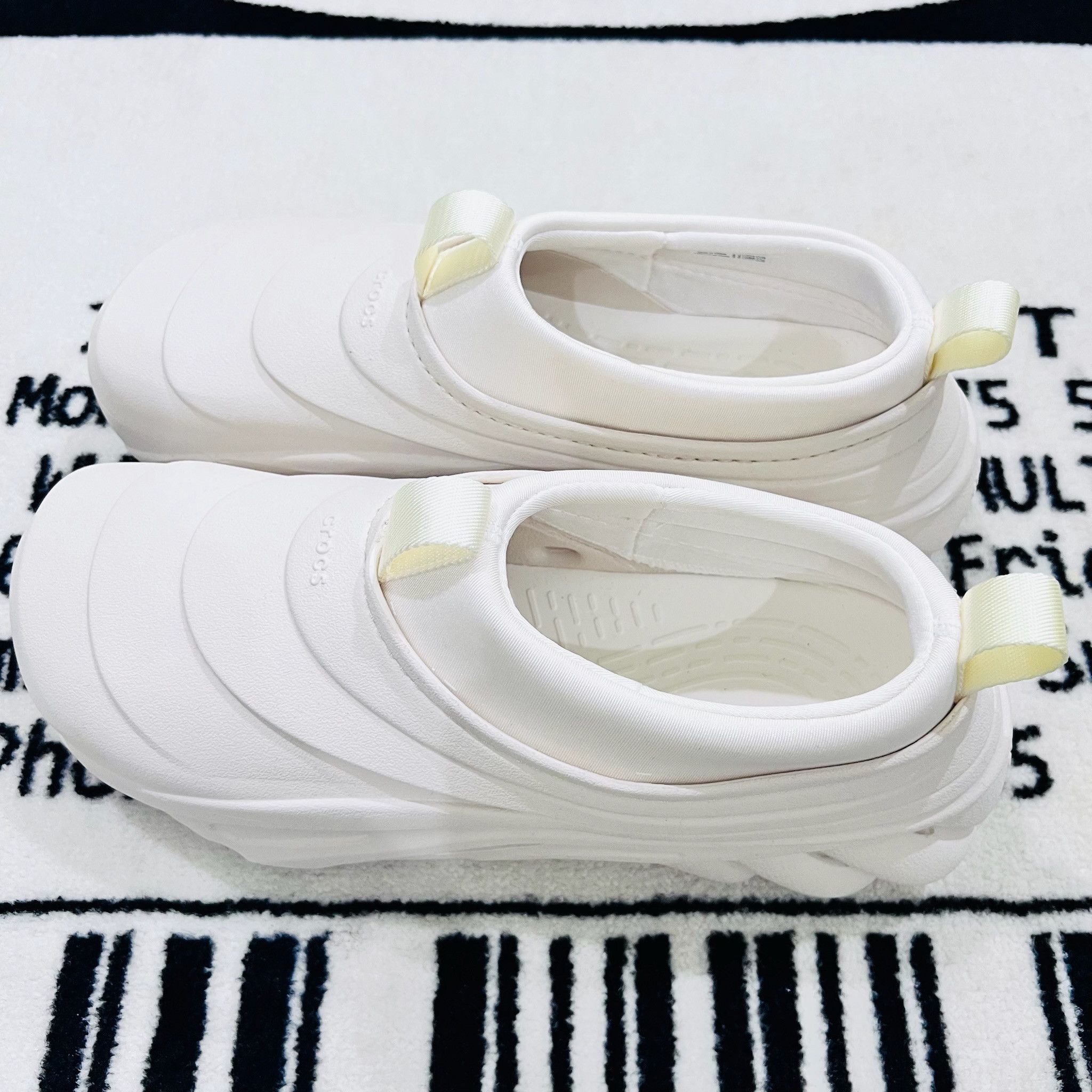 Crocs Crocs Echo Storm Tundra Off-White Colorway. Size US 10 / EU 43 - 4 Thumbnail