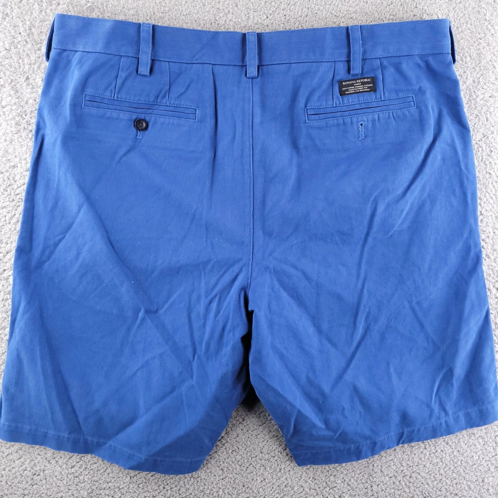 Banana Republic Banana Republic Chino Shorts Mens 39 Blue Flat Front Casual Preppy Flat Front Mens 39 Blue Banana Republic Chino Shortx? Size US 39 - 6 Thumbnail