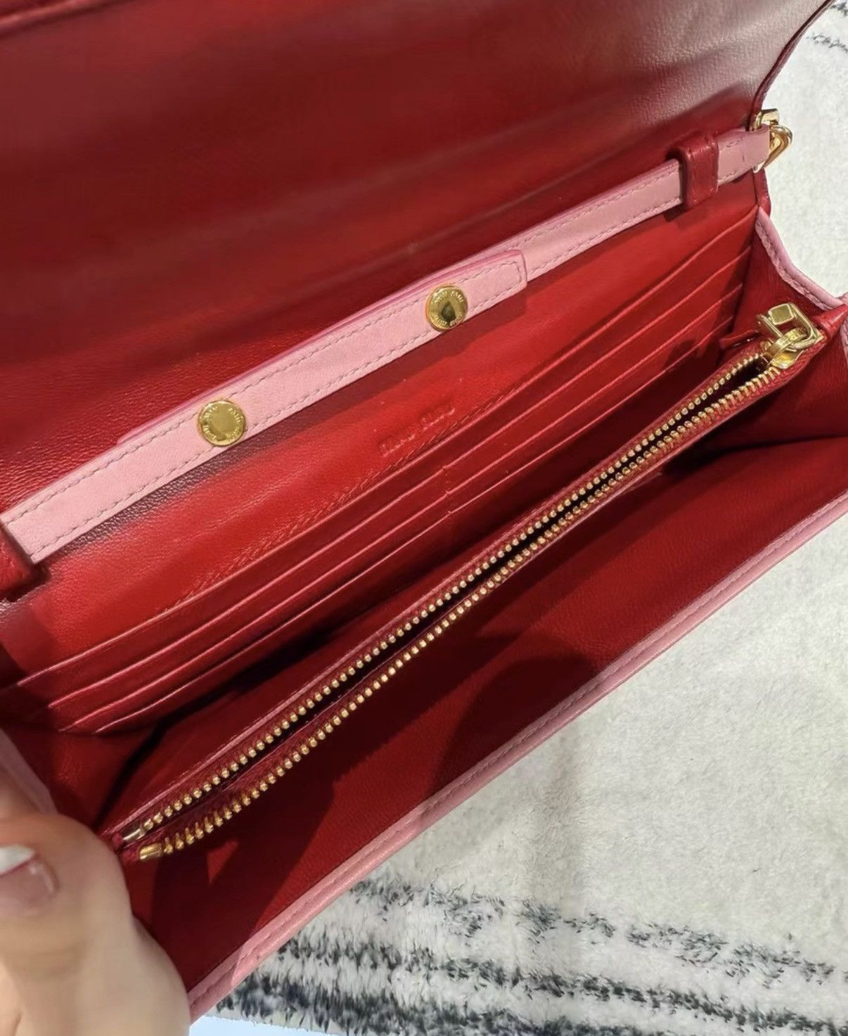 Miu Miu Miu Miu Chain Bag in Crinkled Pink Lambskin. Size ONE SIZE - 4 Thumbnail