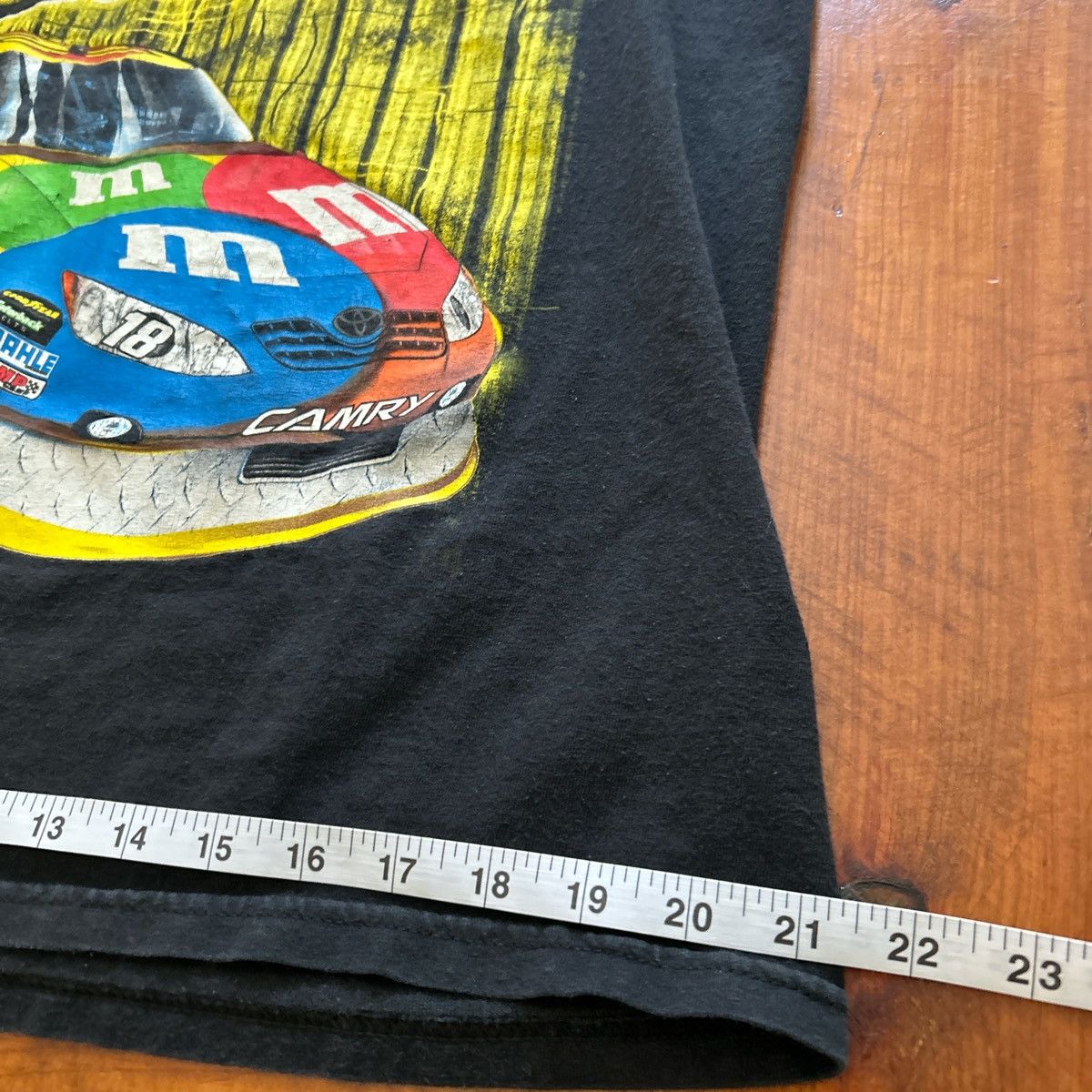 NASCAR Vintage 2011 Kyle Busch M&M Nascar Tee Size US L / EU 52-54 / 3 - 5 Thumbnail