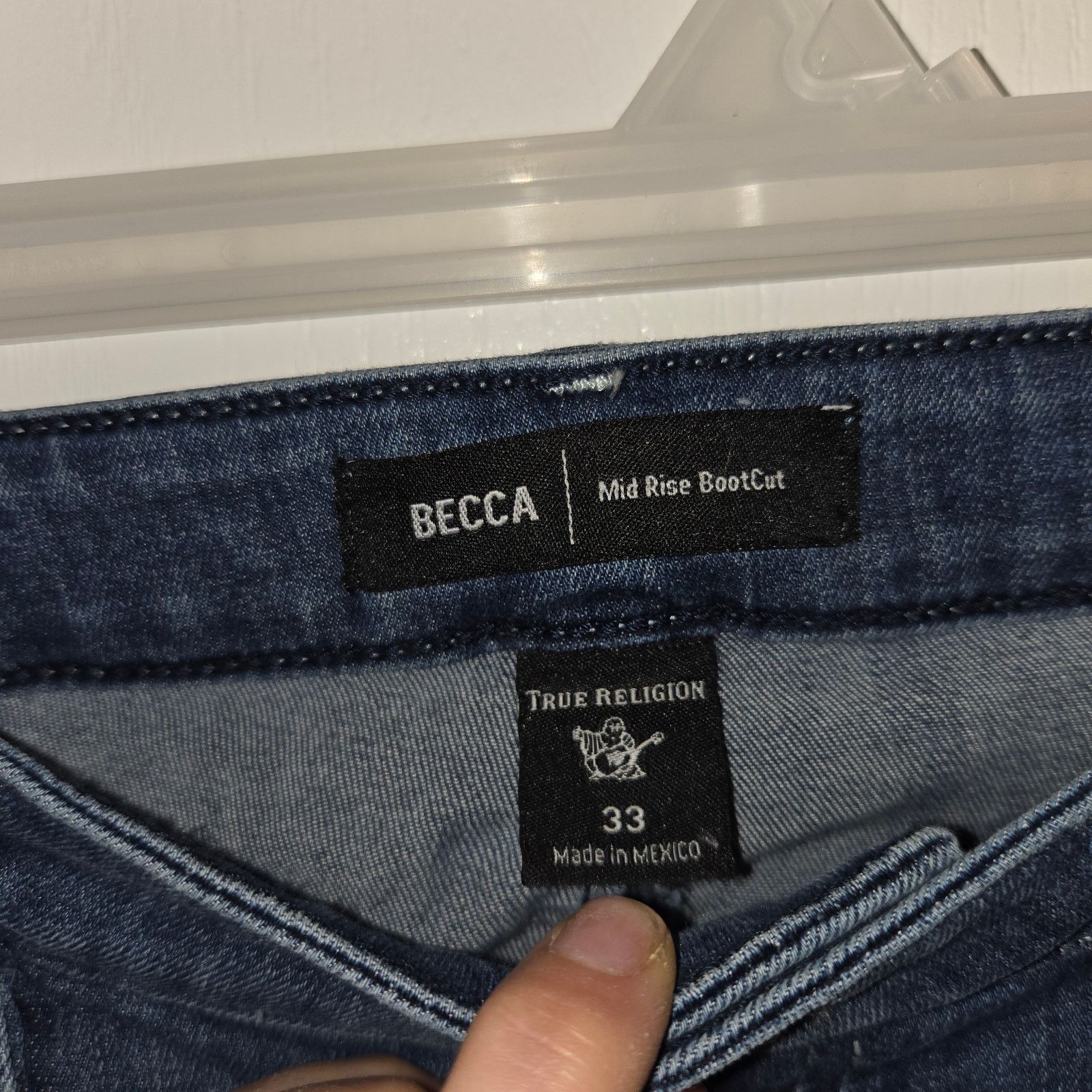 True Religion True Religion Becca Mid Rise BootCut jean sz 33 Size 31" - 3 Thumbnail