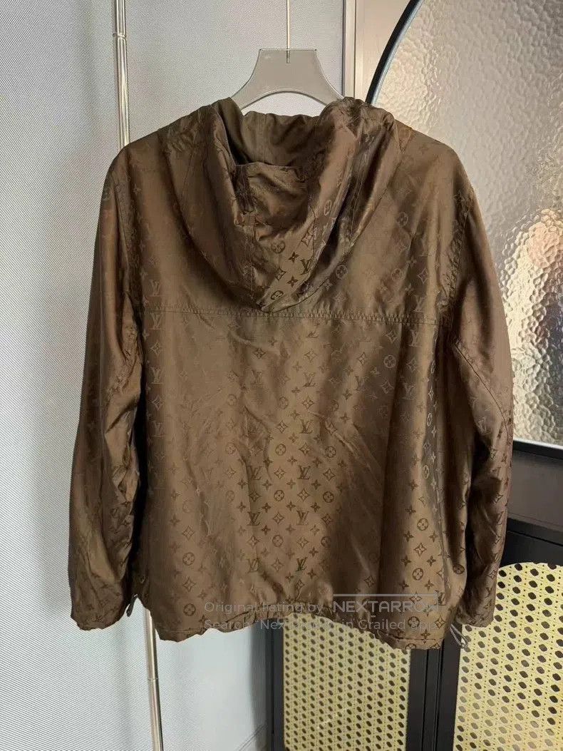 Louis Vuitton Louis Vuitton Brown Logo Reversible Jacket. Size US L / EU 52-54 / 3 - 2 Thumbnail