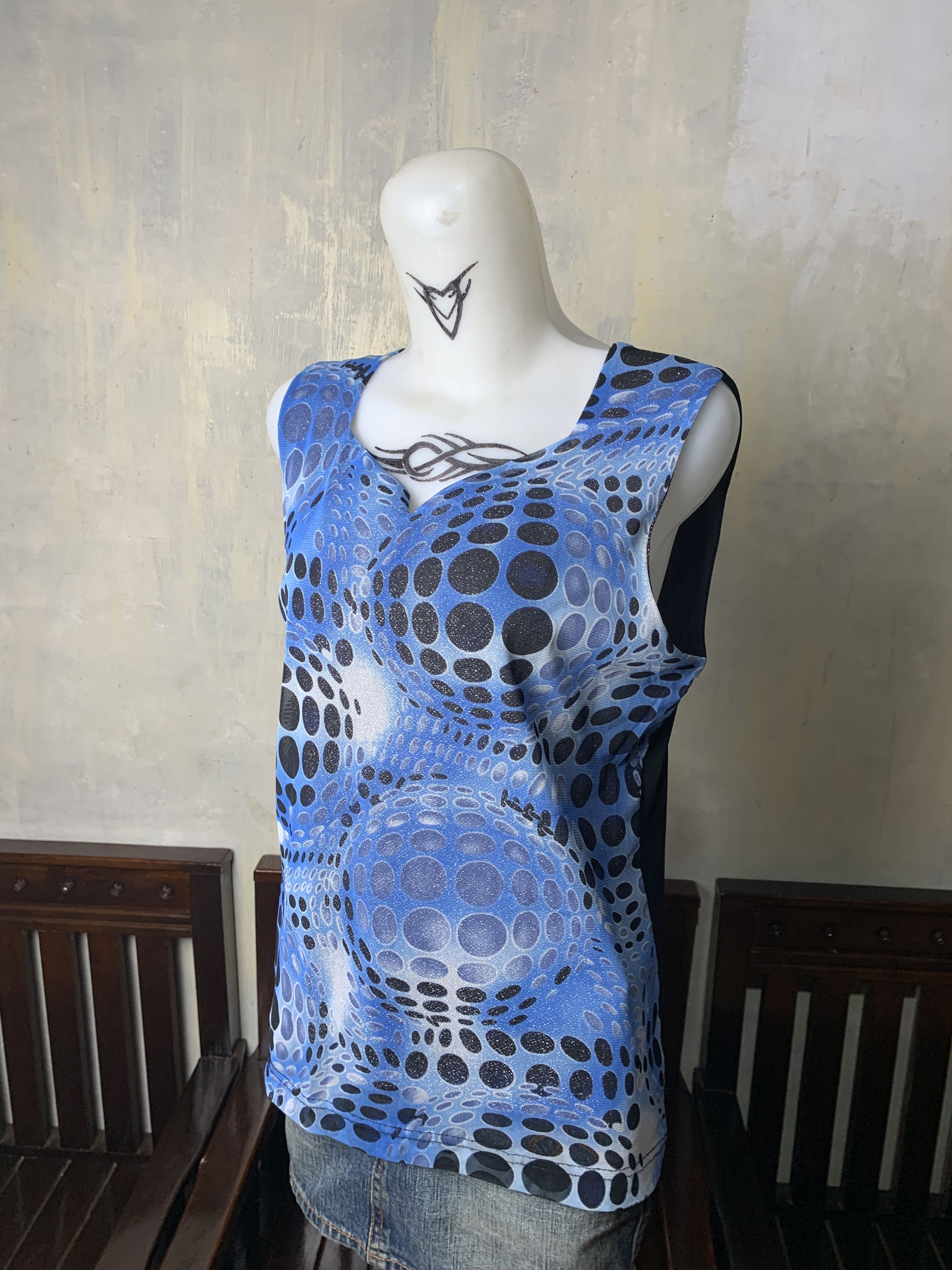 Japanese Brand Illusion Liquidify Glittery Mesh Top (M) Size M / US 6-8 / IT 42-44 - 2 Thumbnail