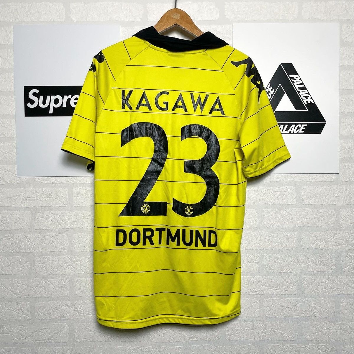 Kappa Kappa BVB #23 Kagawa Borussia Dortmund 2010/11 Home Jersey Size US M / EU 48-50 / 2 - 1 Thumbnail