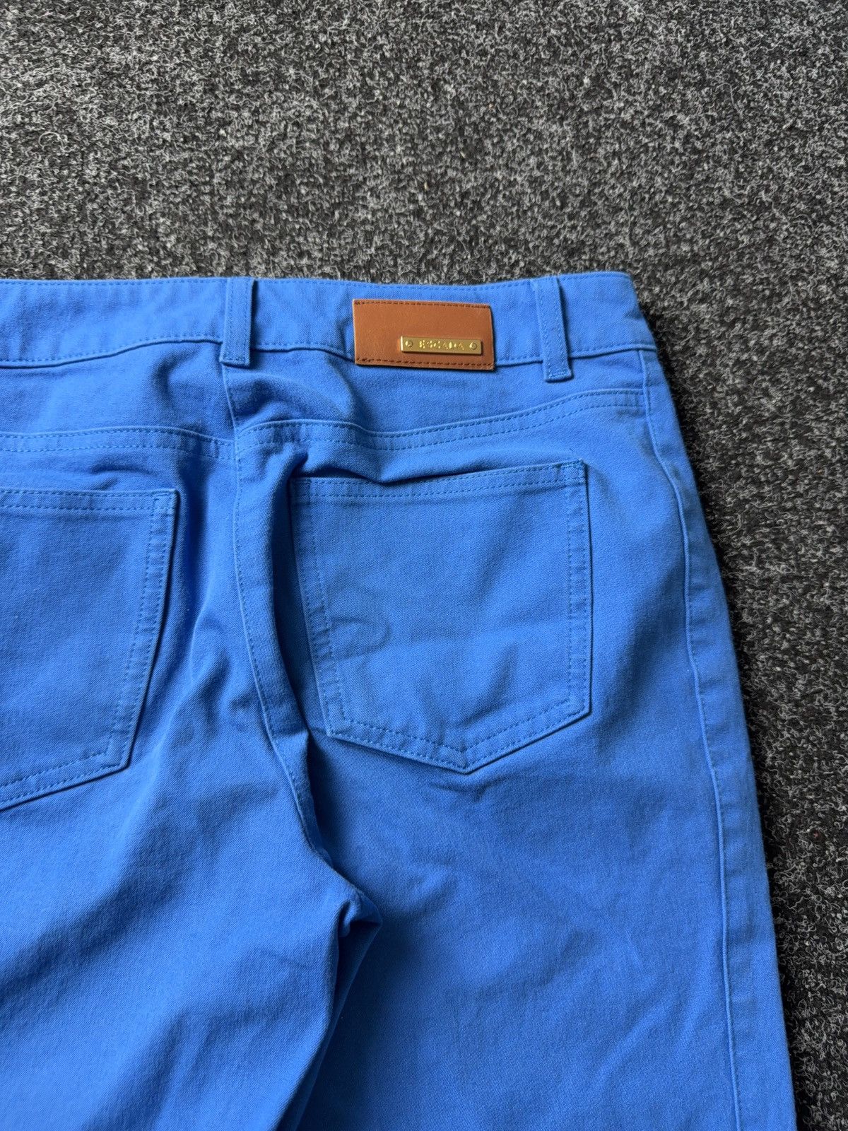 Escada Avant Garde Luxury Designer Escada gold logo Blue pants Size 31" - 16 Thumbnail