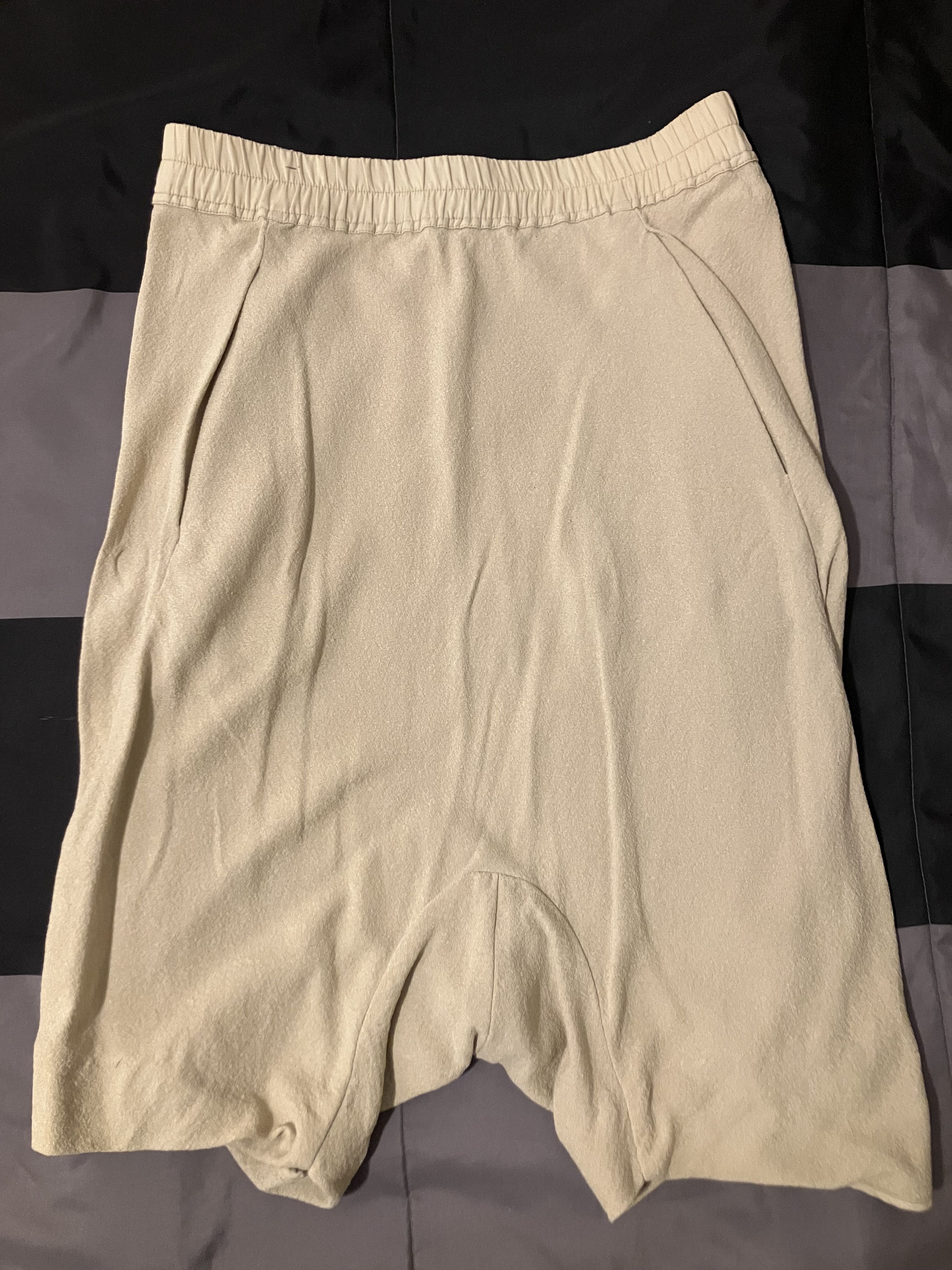 RICK OWENS Silk ショーツ Rick Owens（リックオウエンス）の「Rick Owens Basket Swinger